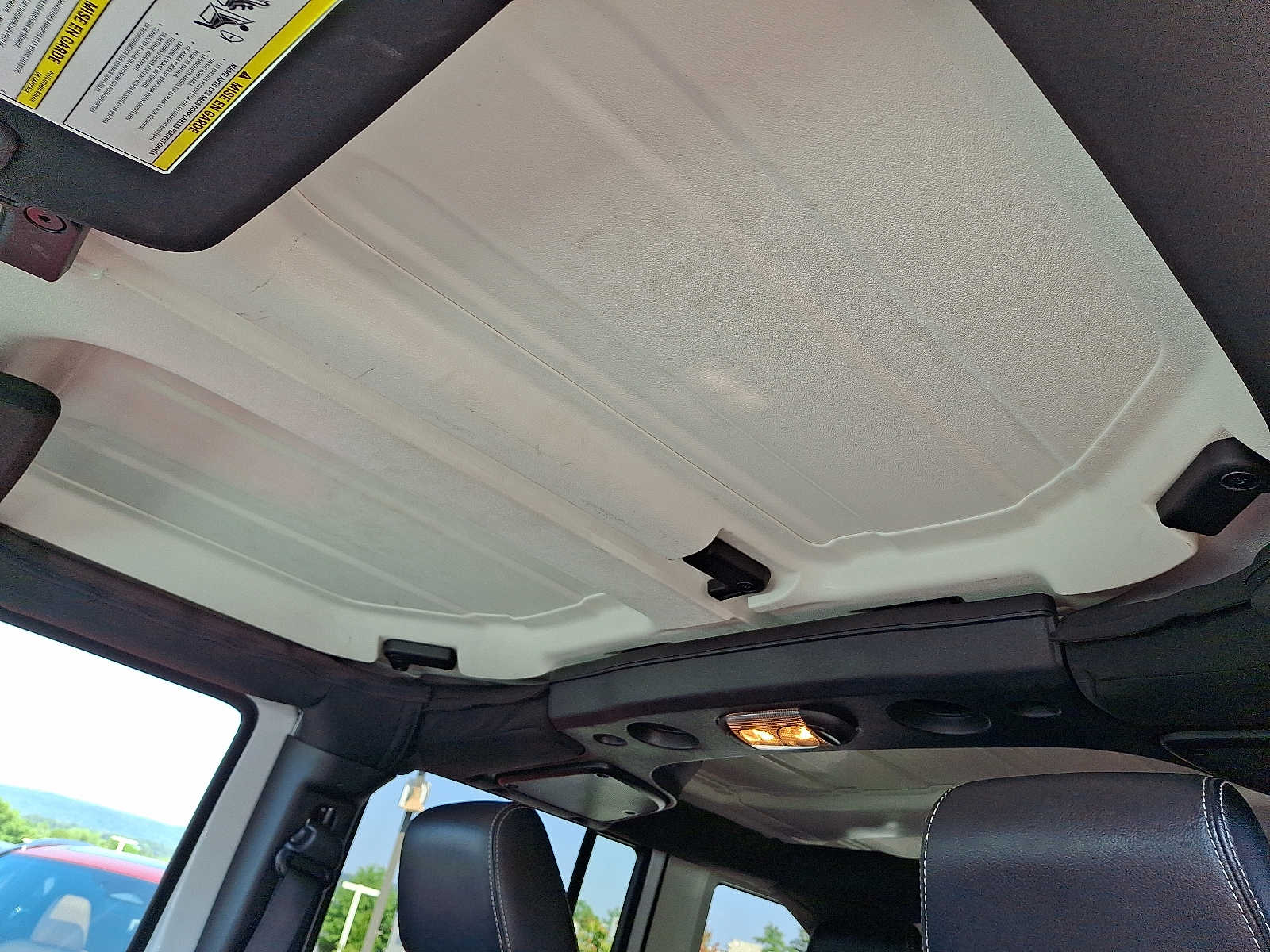Thumbnail: 2016 Jeep Wrangler - 12