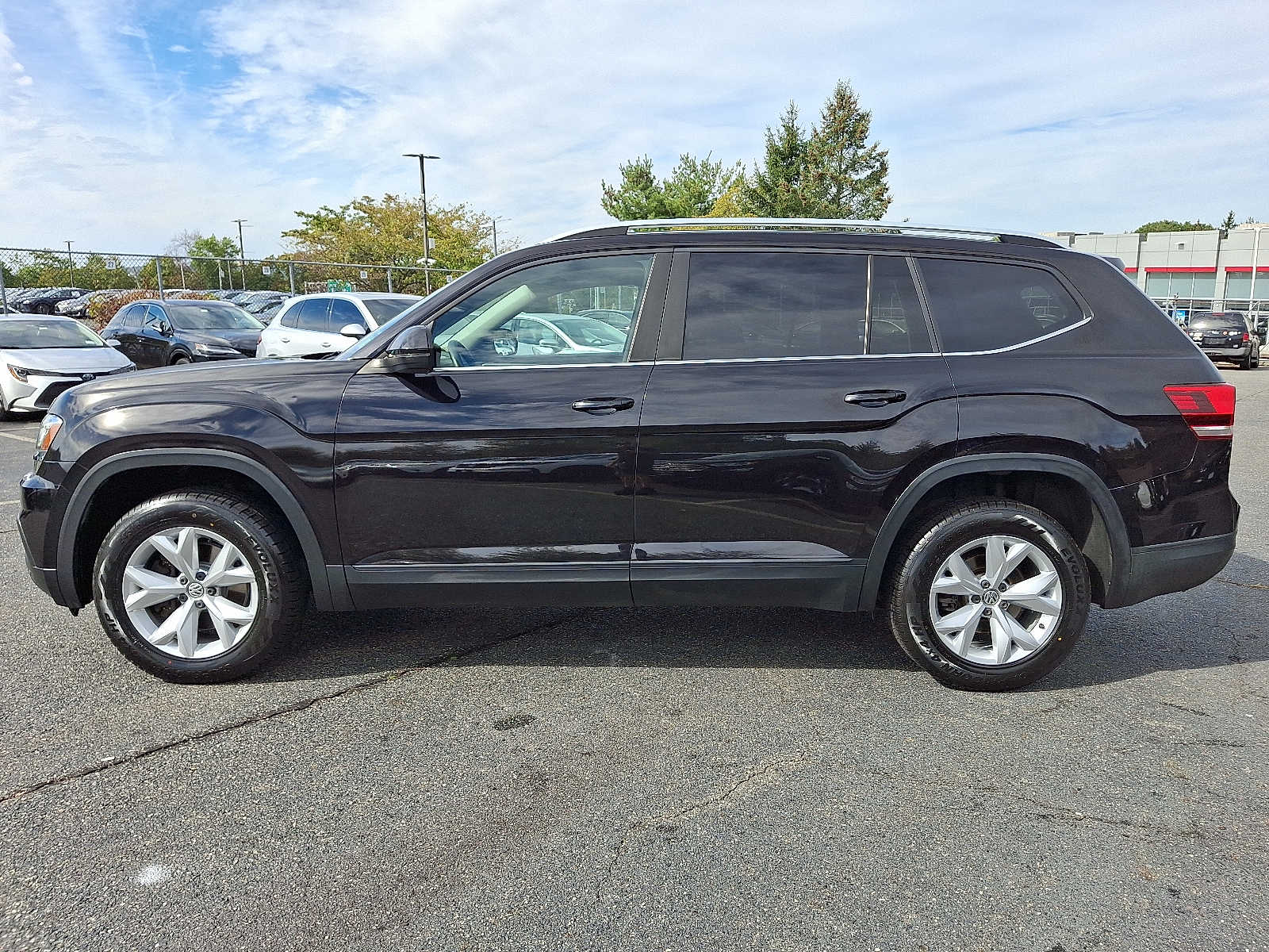 Thumbnail: 2018 Volkswagen Atlas - 7