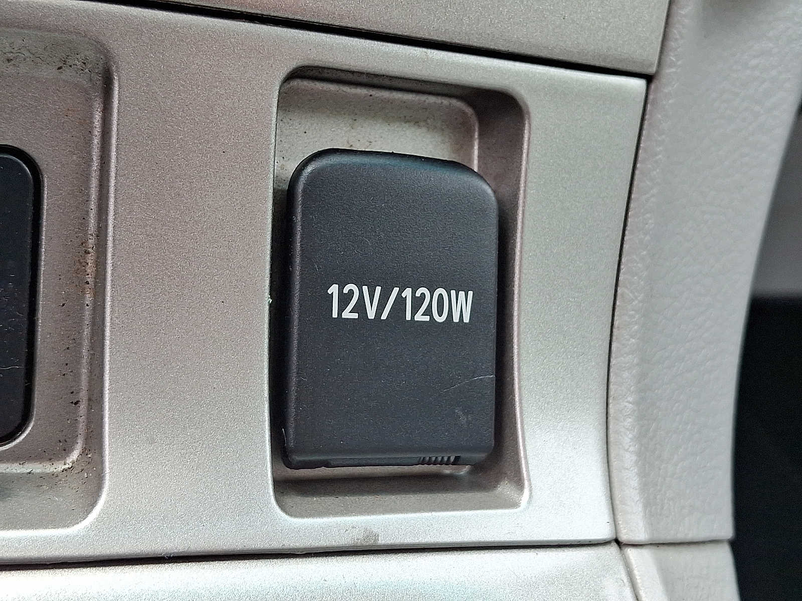 Thumbnail: 2011 Toyota Highlander - 25