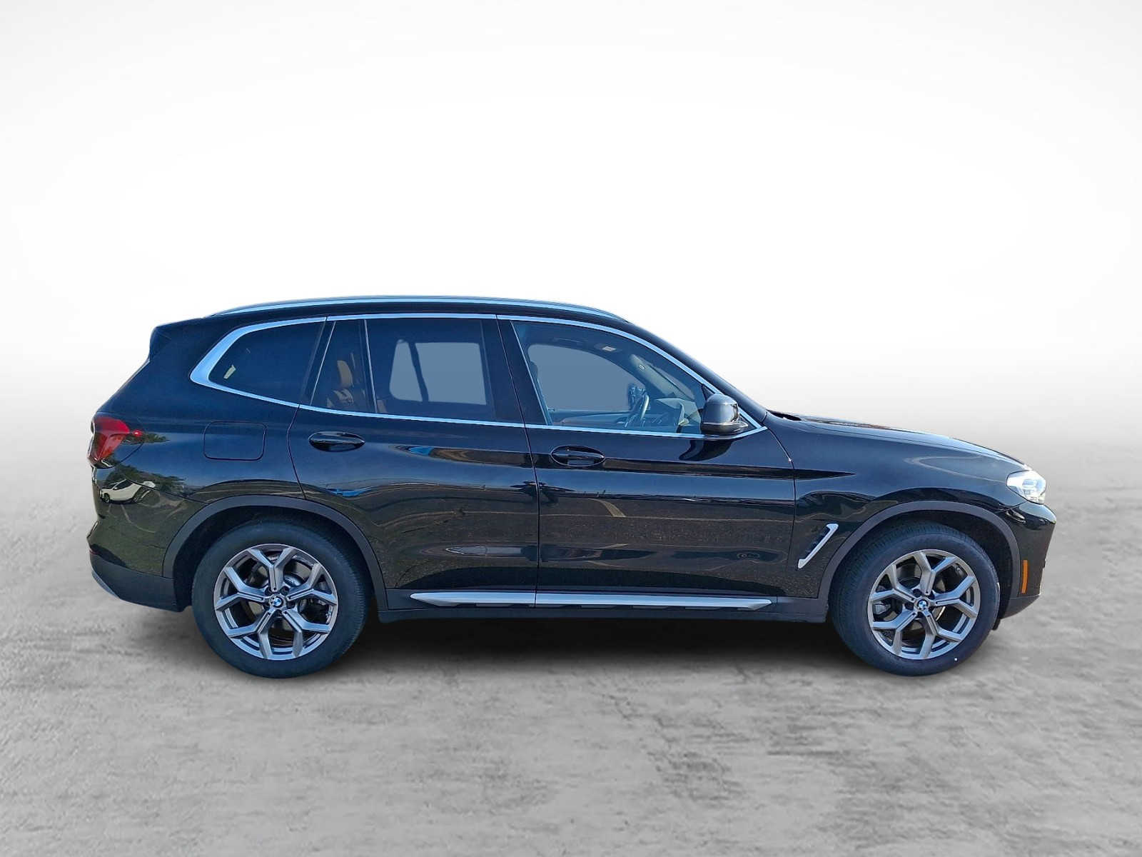 Thumbnail: 2023 BMW X3 - 4
