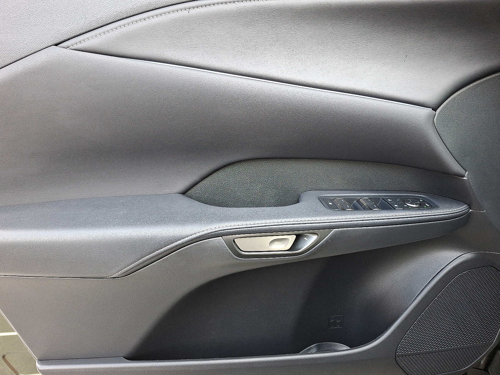 Thumbnail: 2023 Lexus RX - 9