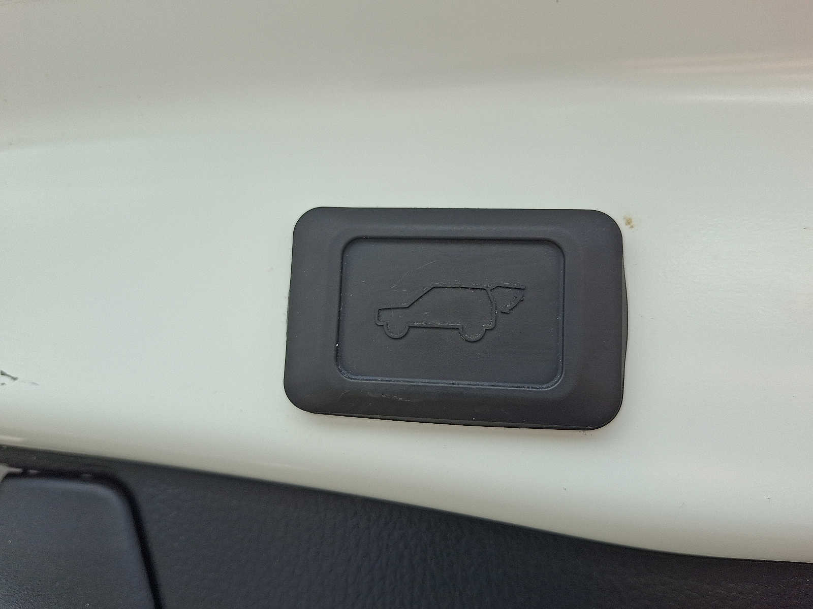 Thumbnail: 2022 Toyota RAV4 - 28