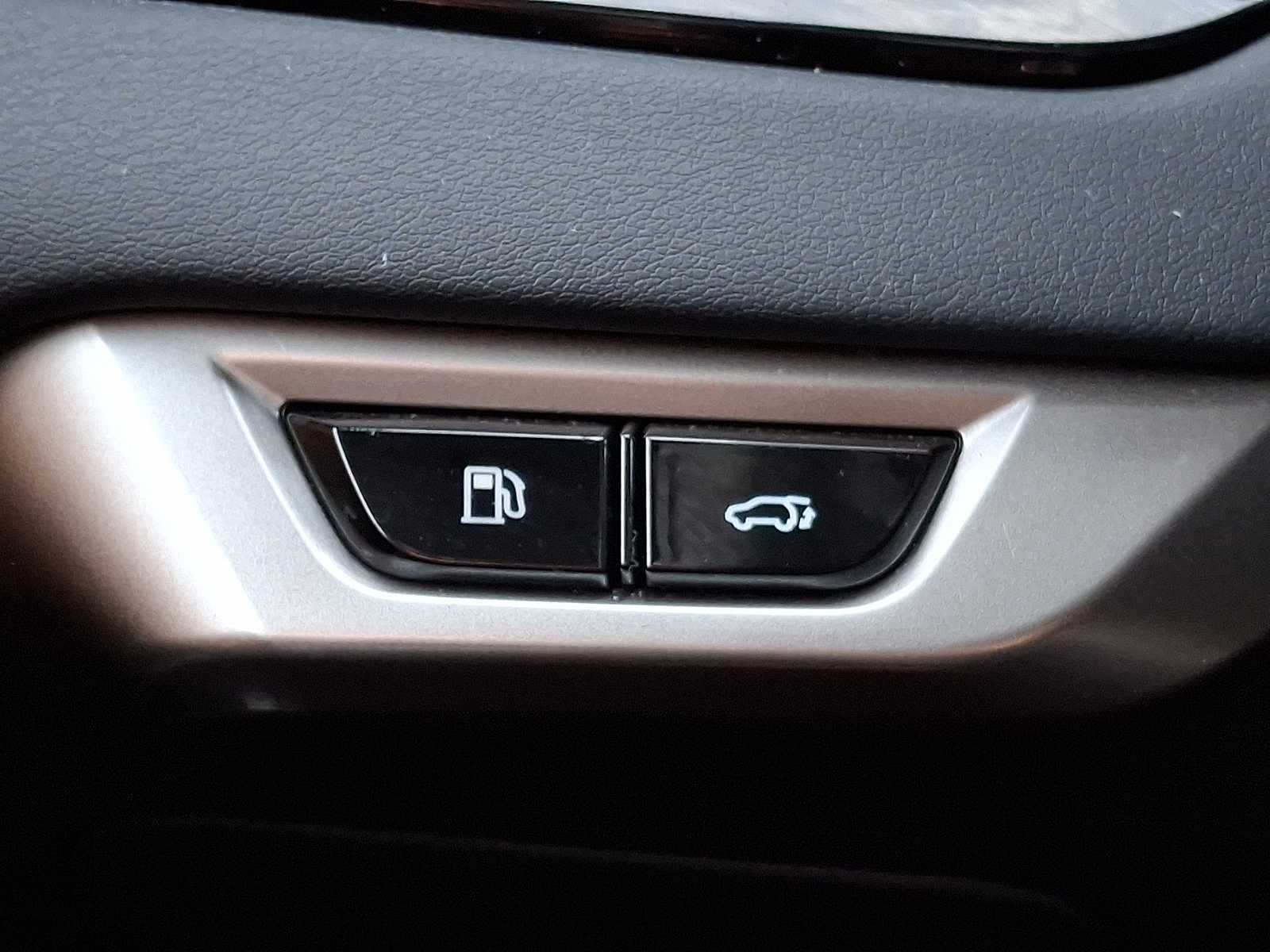 Thumbnail: 2024 Lexus RX - 21