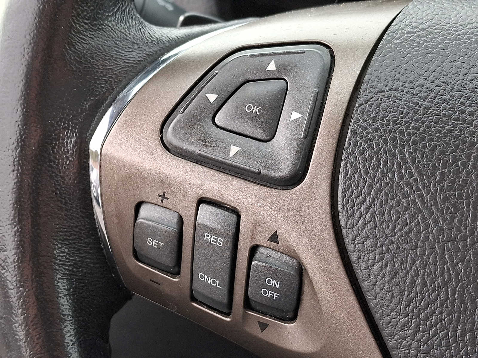 Thumbnail: 2015 Lincoln MKX - 19