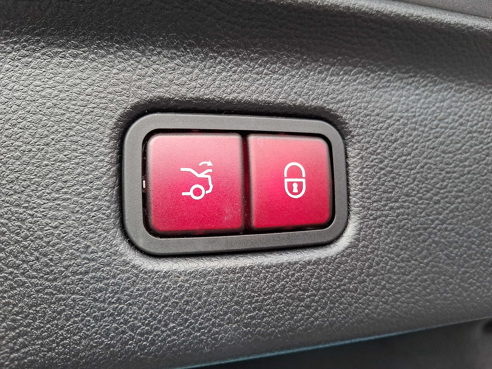 Thumbnail: 2022 Mercedes-Benz S-Class - 27