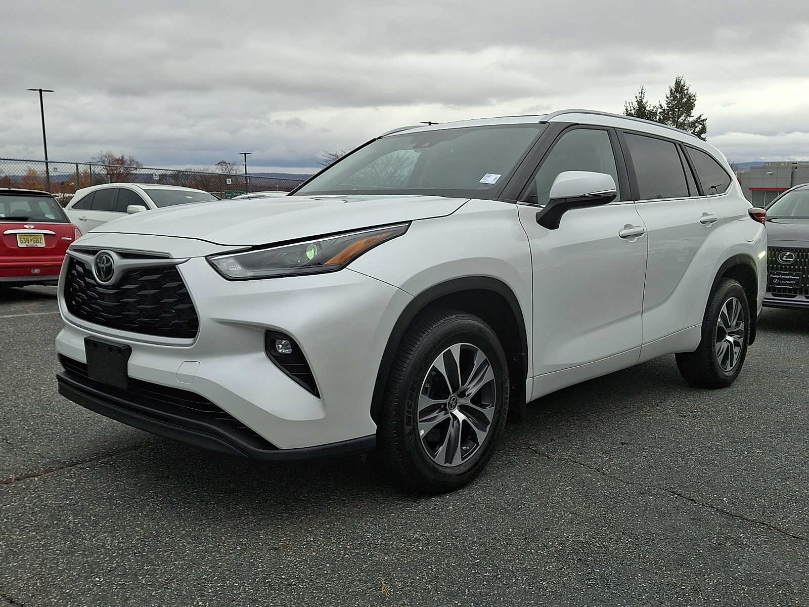 Thumbnail: 2023 Toyota Highlander - 1