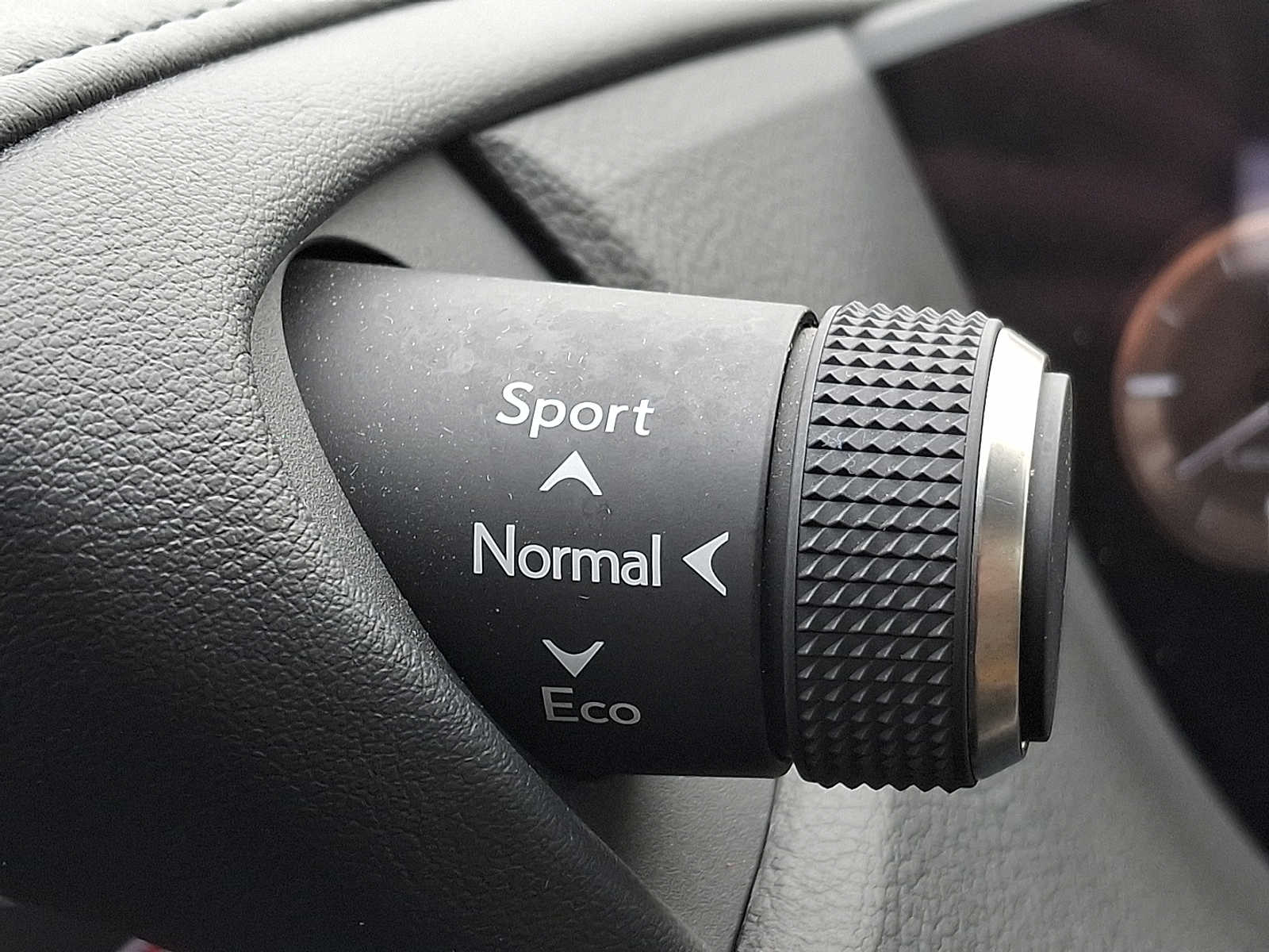 Thumbnail: 2019 Lexus ES - 23