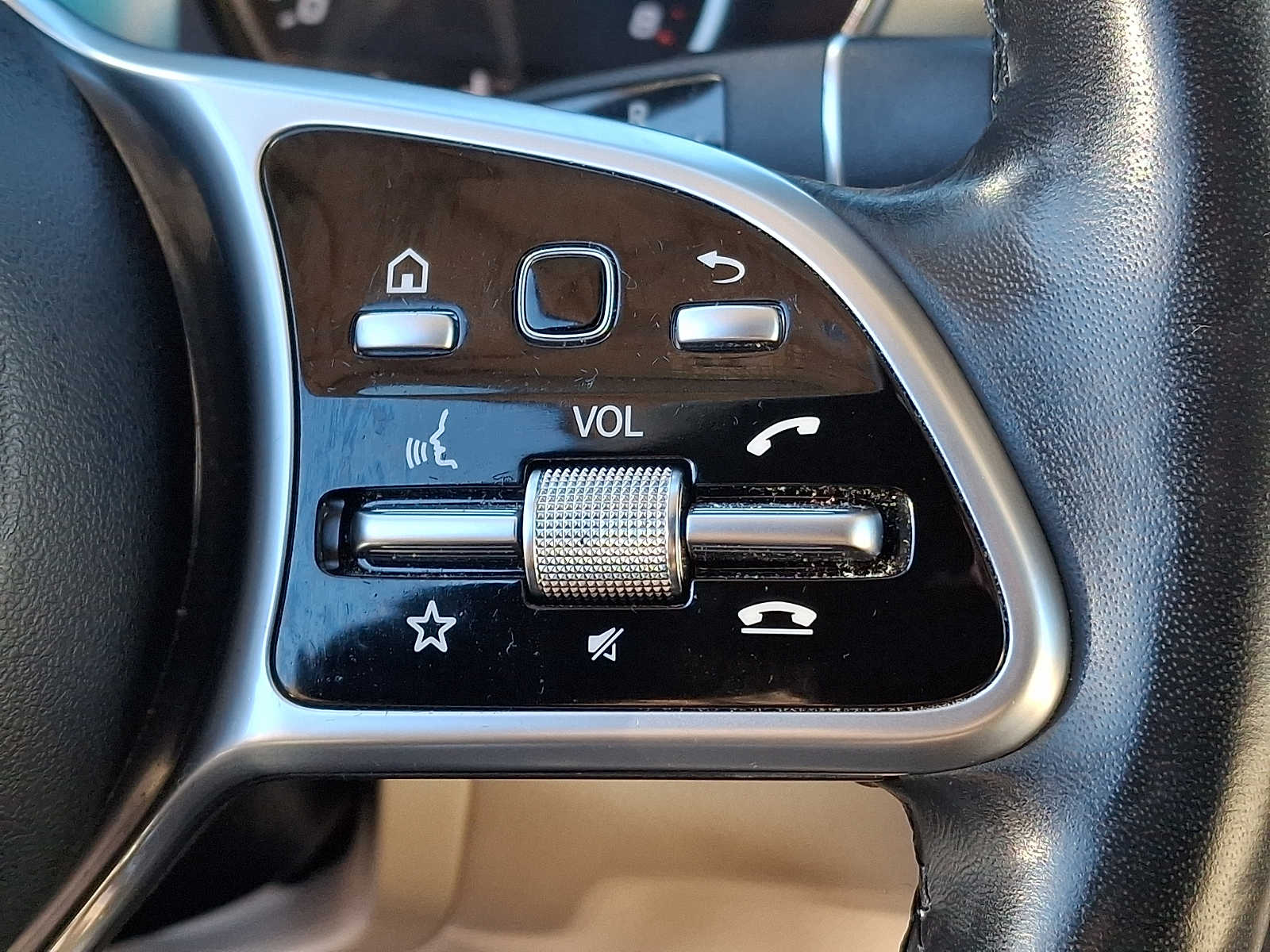 Thumbnail: 2021 Mercedes-Benz GLC - 17