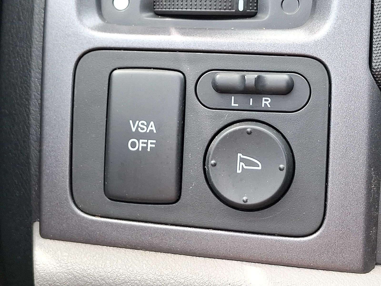 Thumbnail: 2009 Honda CR-V - 25