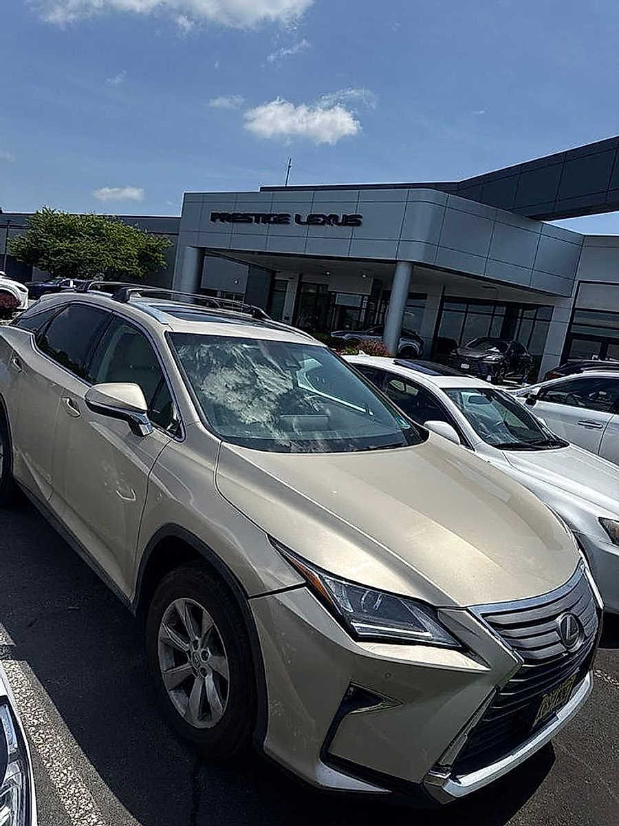 Thumbnail: 2017 Lexus RX - 2