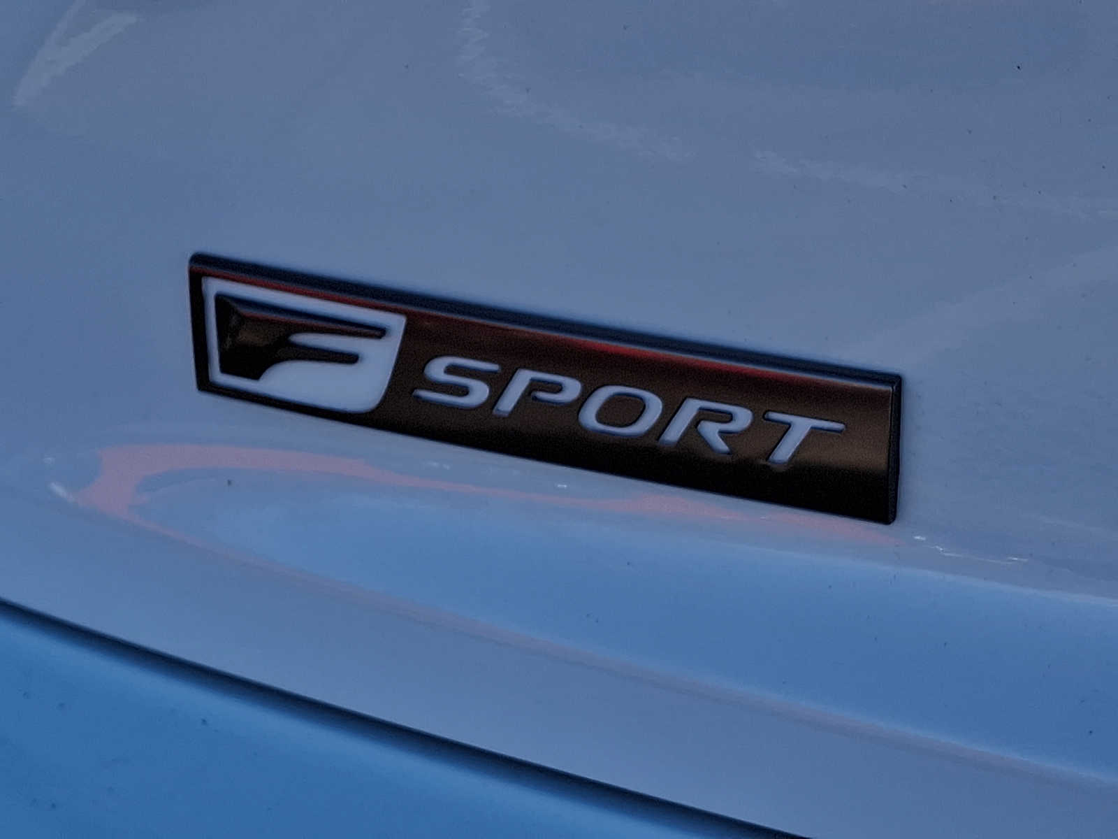 Thumbnail: 2020 Lexus IS - 30