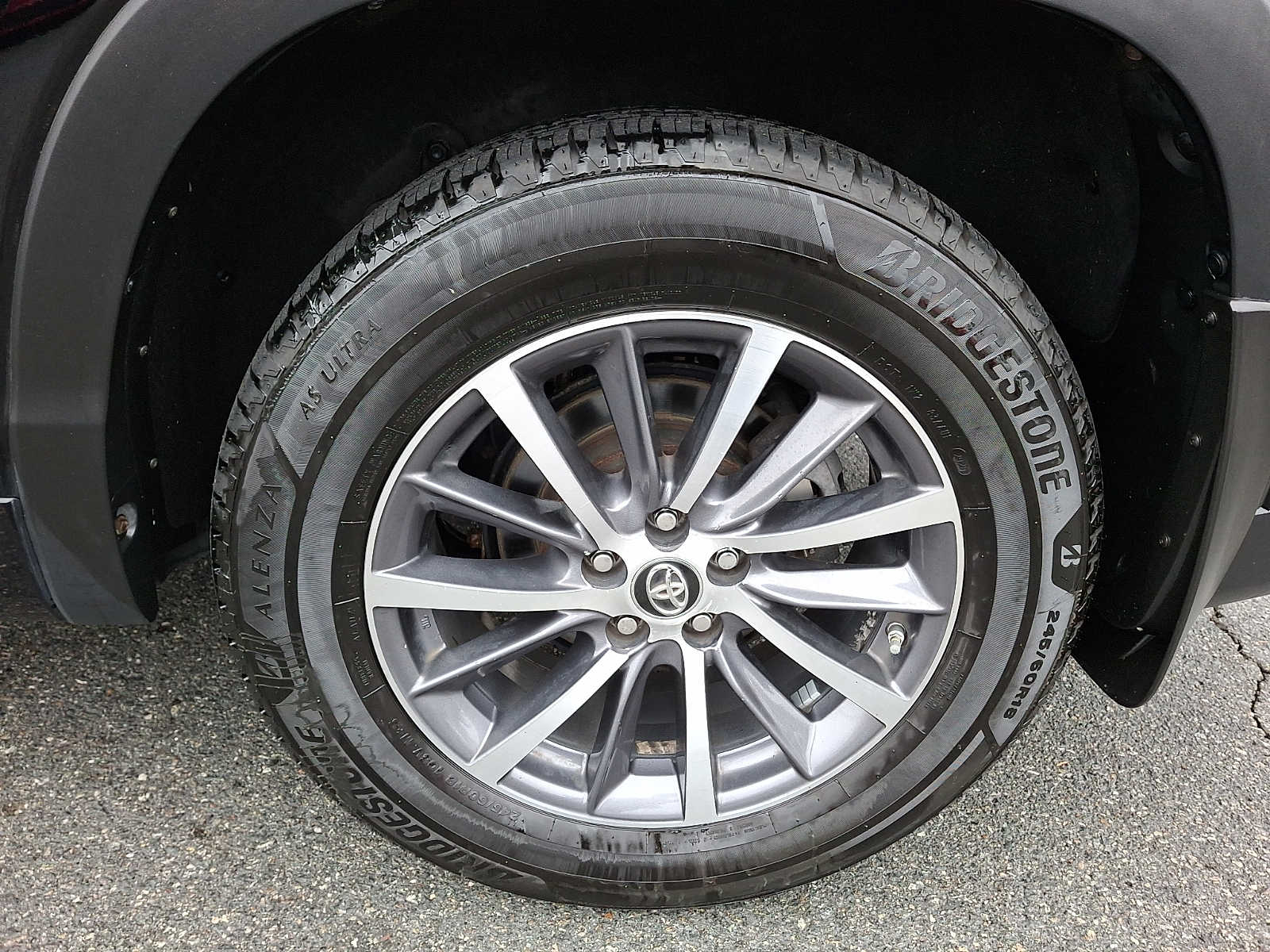 Thumbnail: 2017 Toyota Highlander - 6