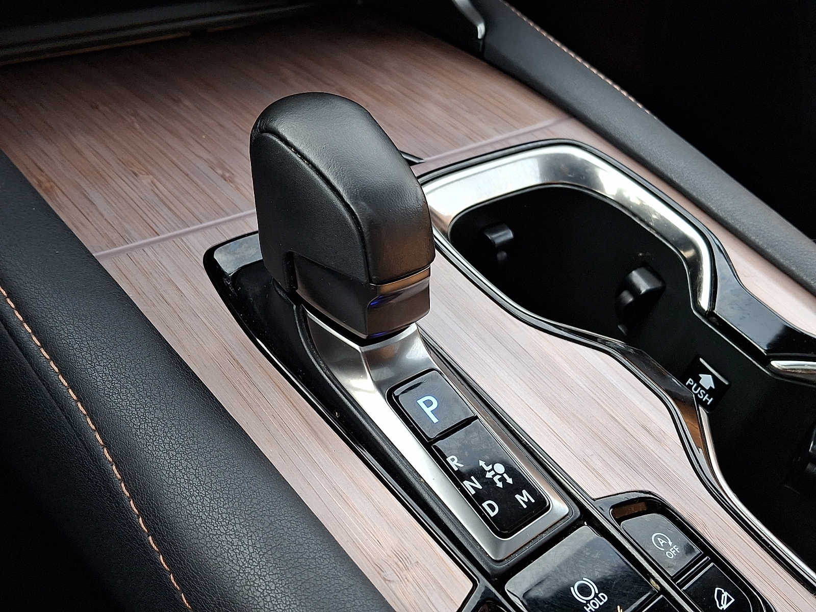 Thumbnail: 2024 Lexus RX - 12