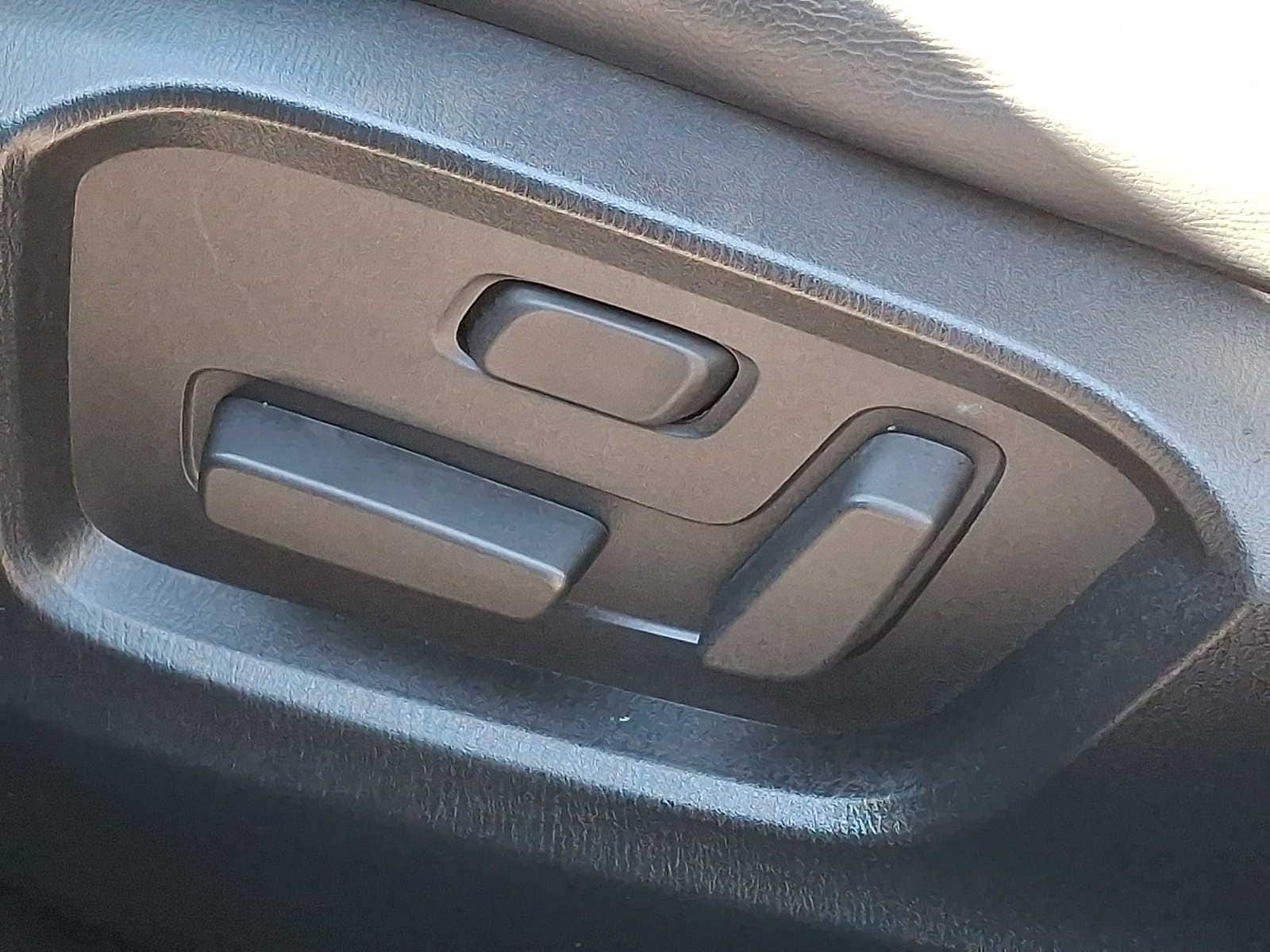 Thumbnail: 2023 Mazda CX-9 - 12