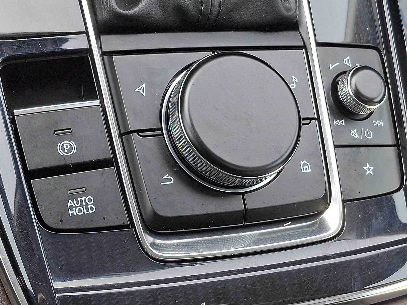 Thumbnail: 2022 Mazda CX-30 - 23