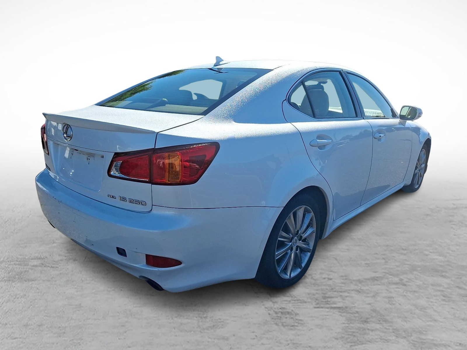 Thumbnail: 2010 Lexus IS - 3