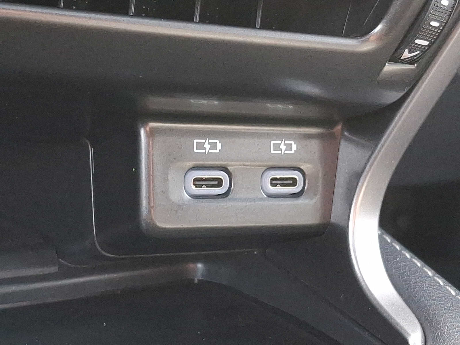 Thumbnail: 2025 Lexus RX - 22