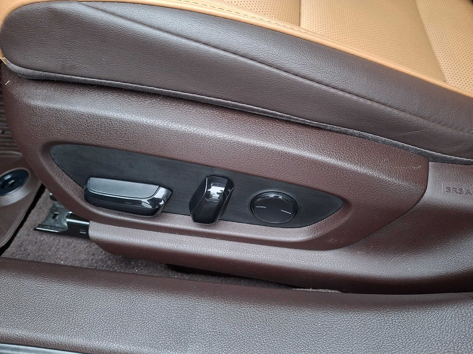 Thumbnail: 2019 Lexus ES - 11