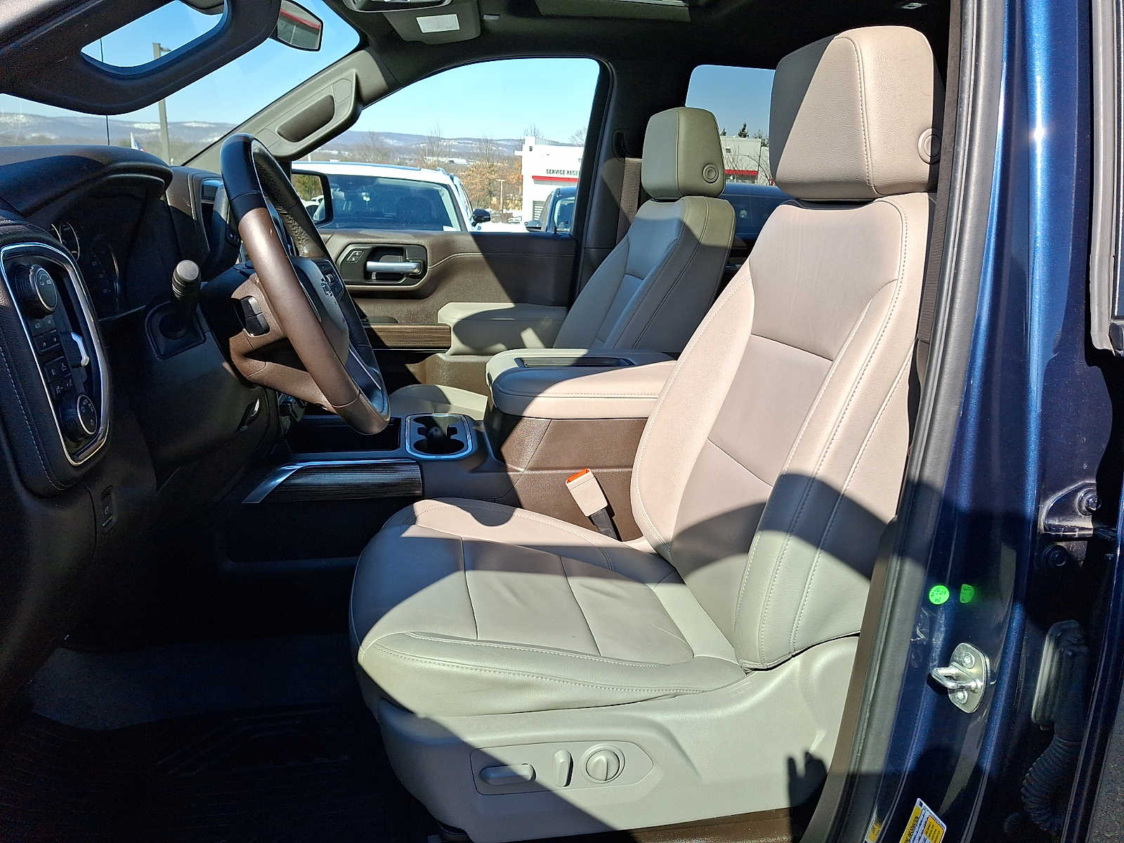 Thumbnail: 2021 Chevrolet Silverado 1500 - 9