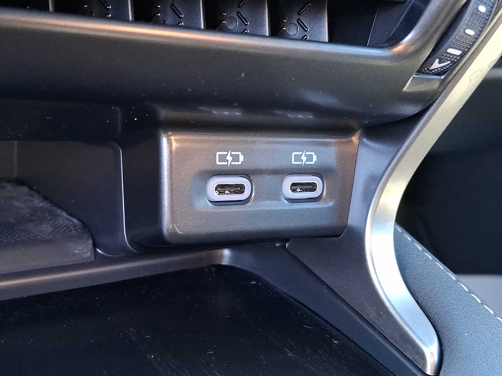 Thumbnail: 2023 Lexus RX - 21