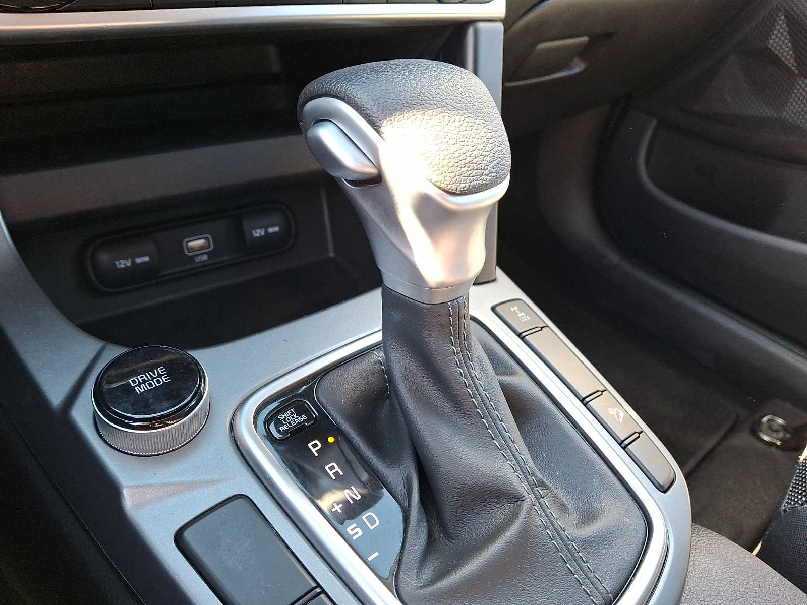 Thumbnail: 2023 Kia Seltos - 13