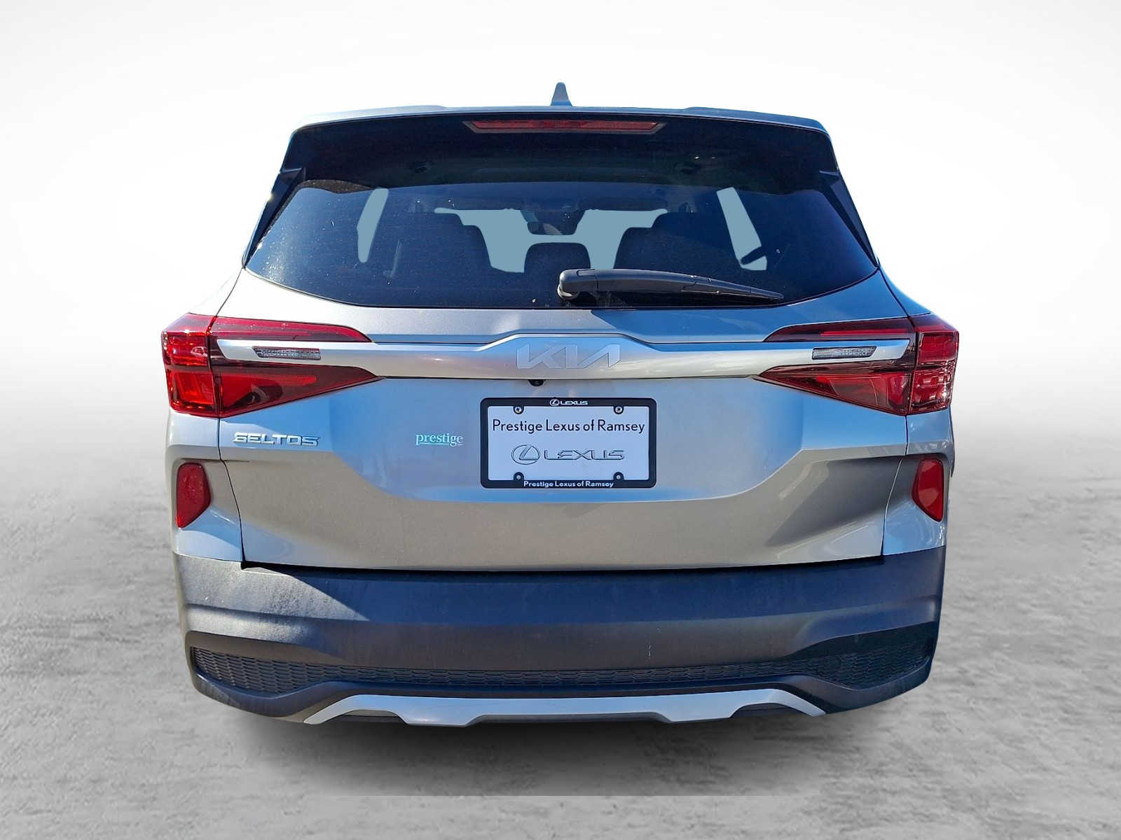 Thumbnail: 2023 Kia Seltos - 5