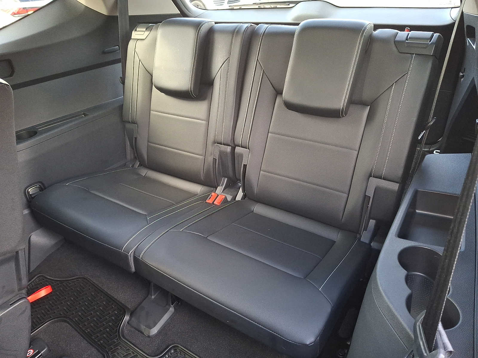 Thumbnail: 2022 Volkswagen Atlas - 10