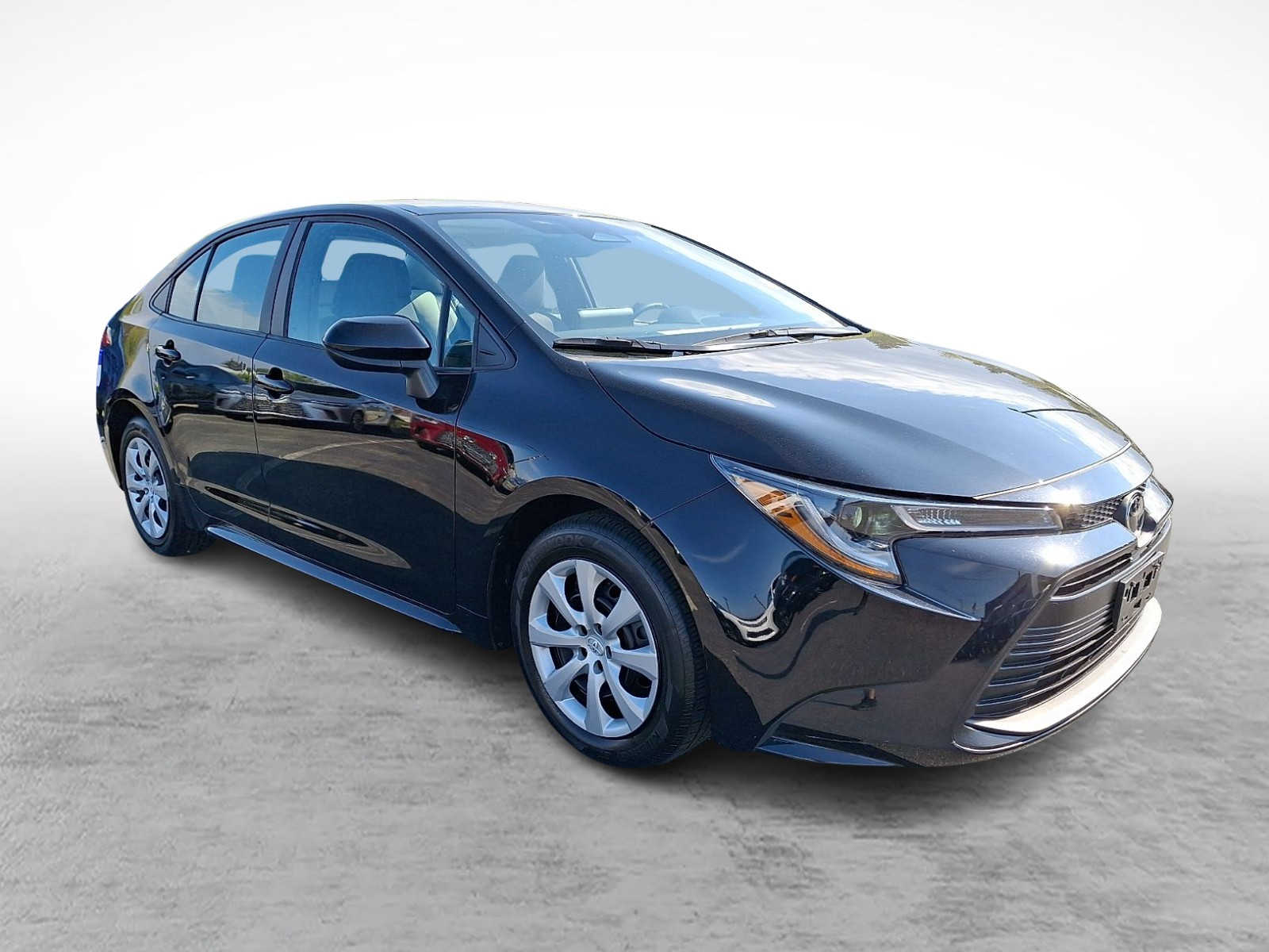 Thumbnail: 2024 Toyota Corolla - 3