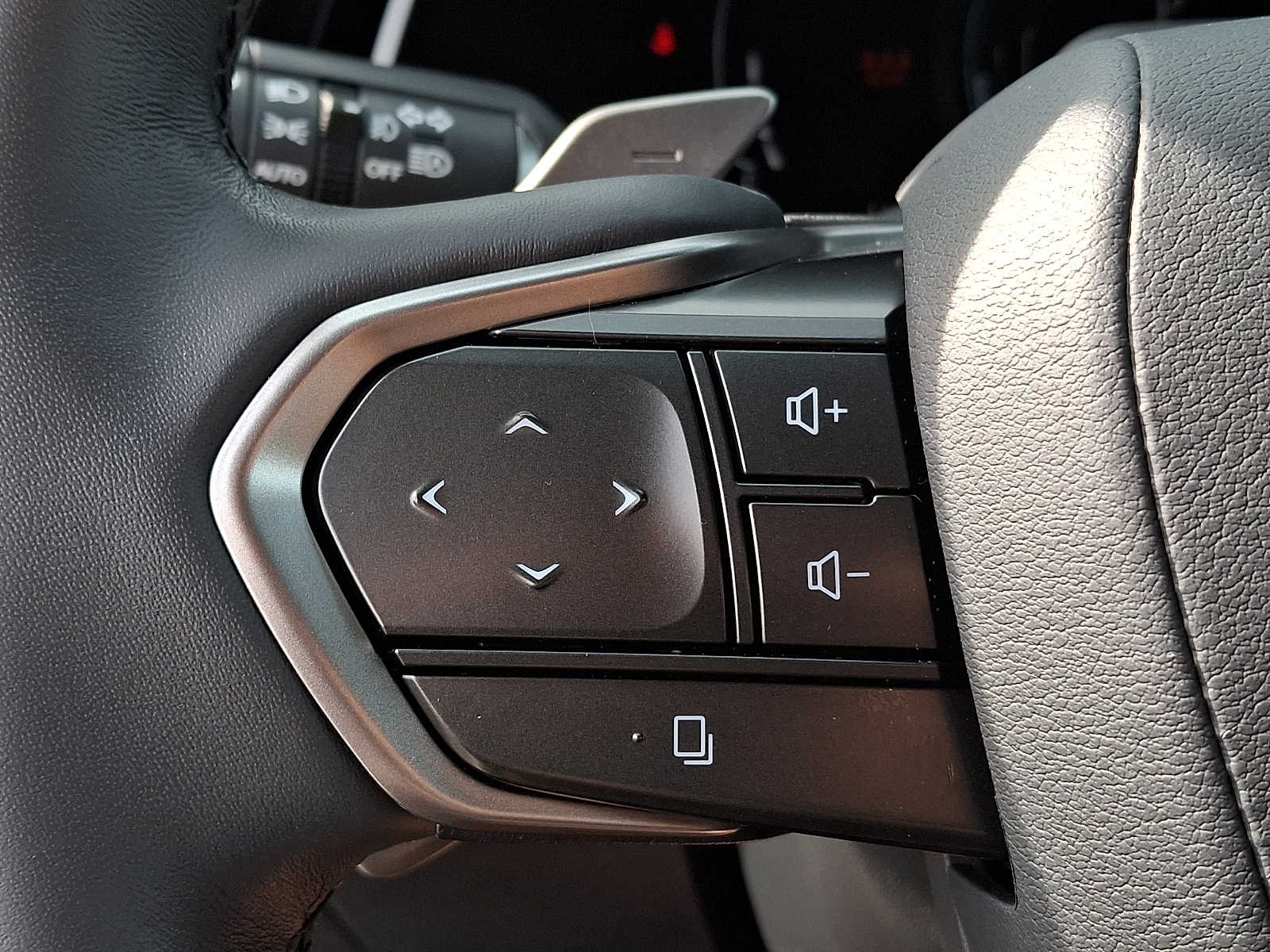 Thumbnail: 2024 Lexus RX - 18