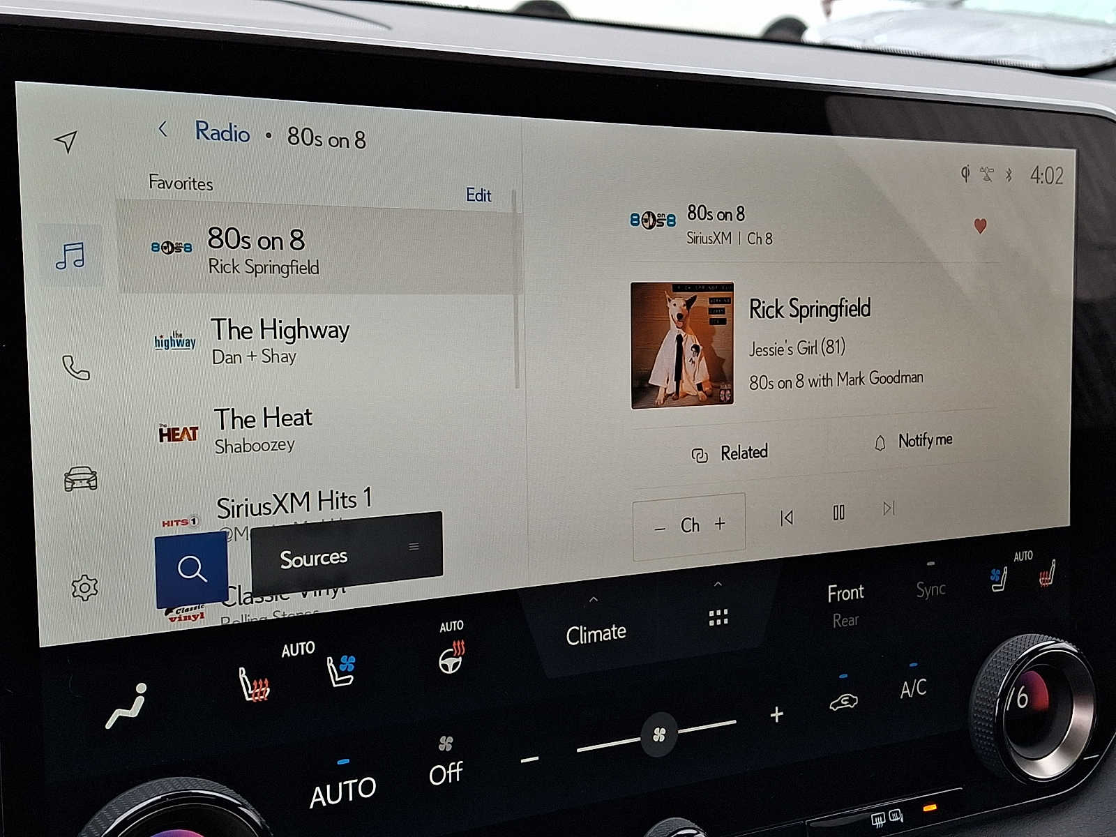 Thumbnail: 2023 Lexus RX - 14