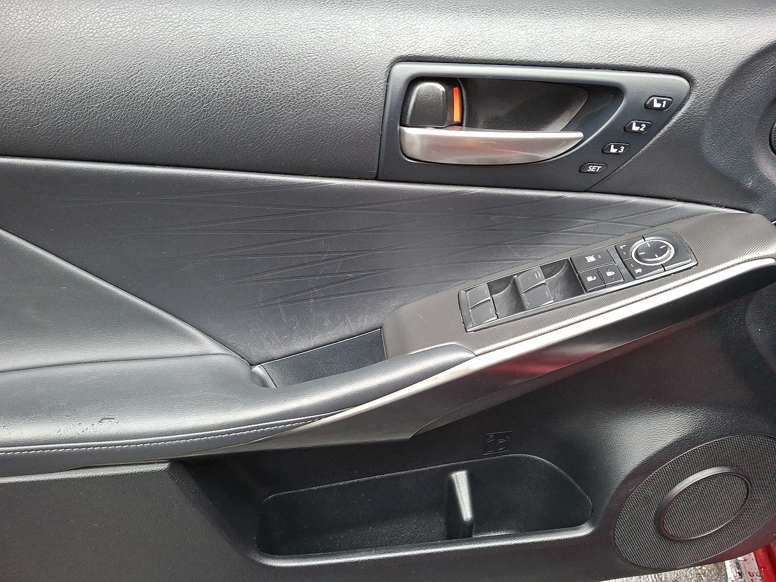 Thumbnail: 2023 Lexus IS - 9