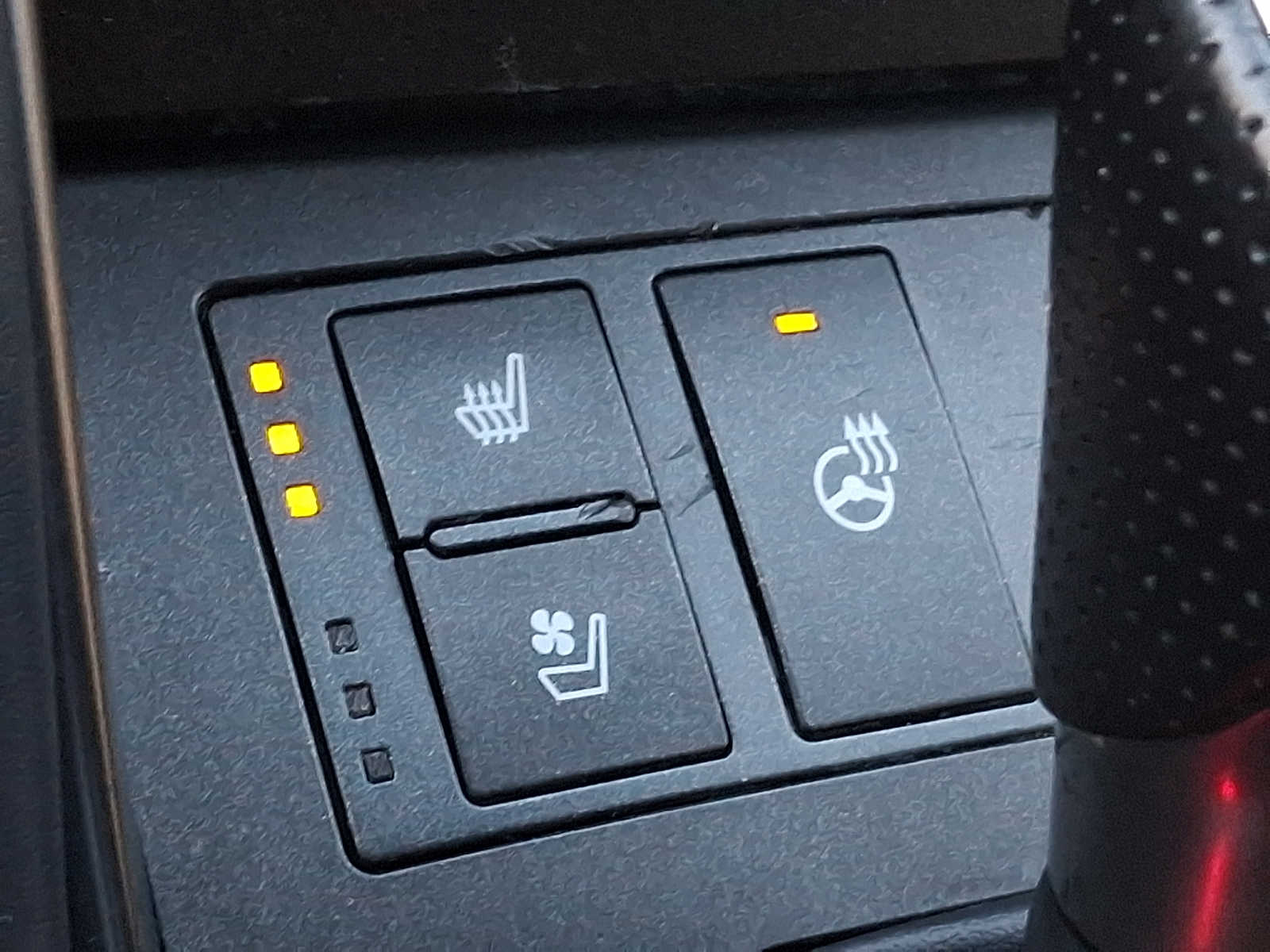 Thumbnail: 2023 Lexus IS - 20