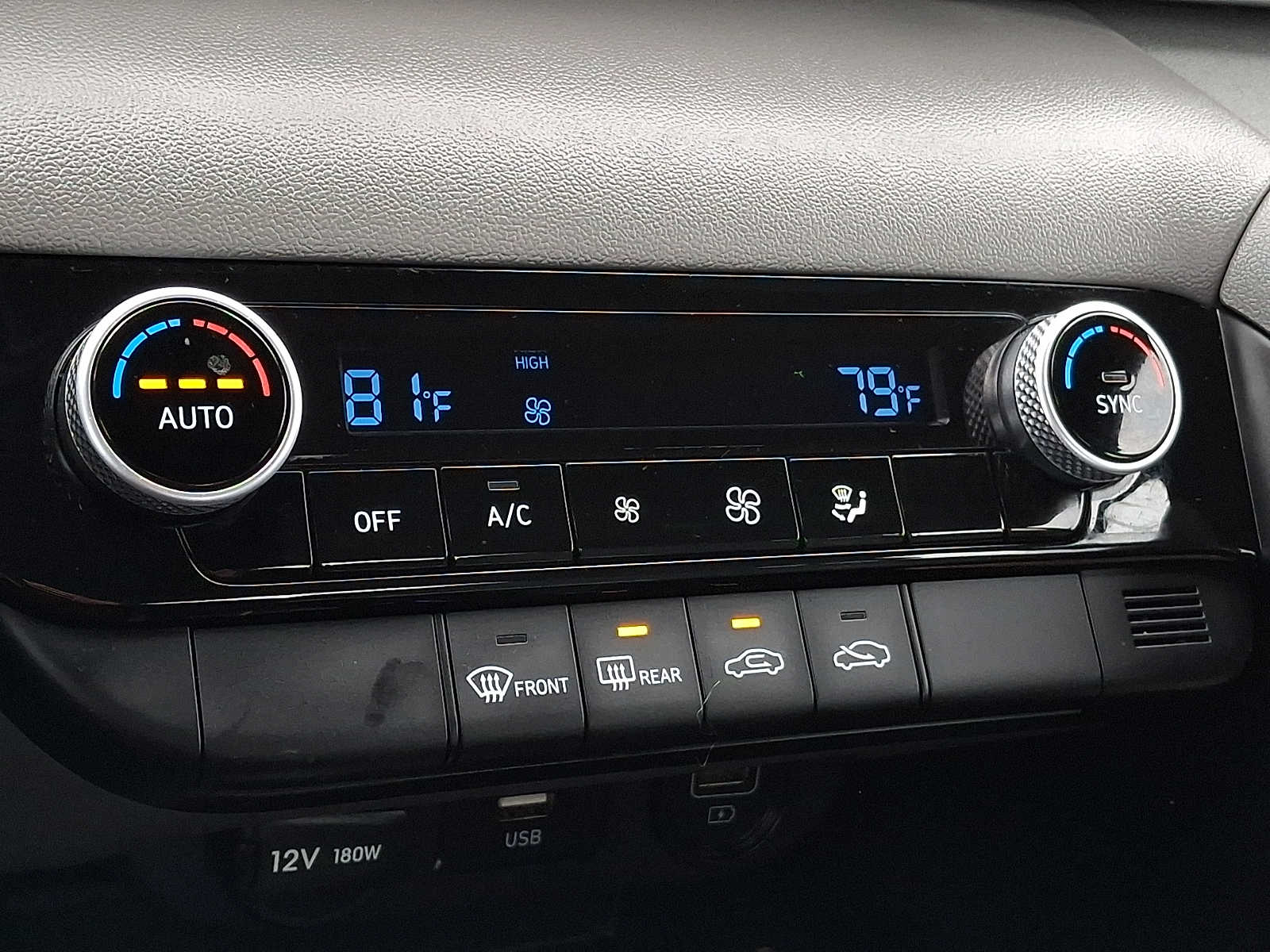 Thumbnail: 2023 Hyundai Elantra - 14