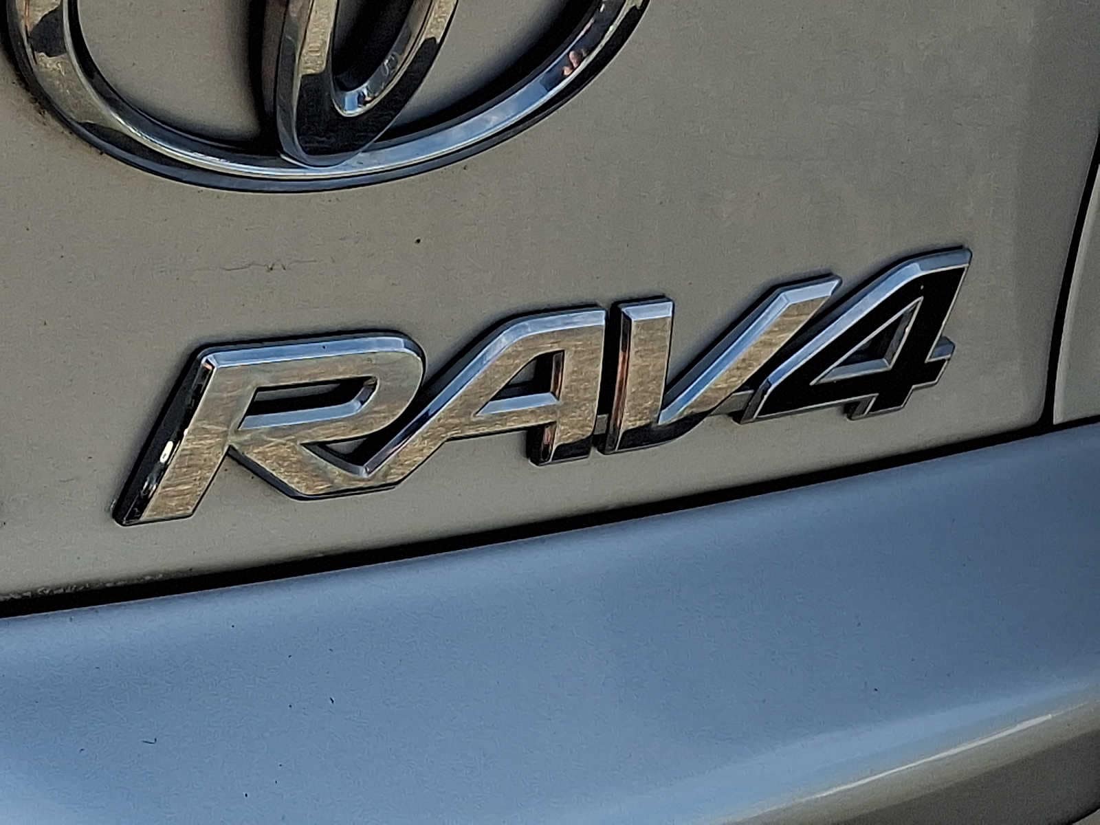 Thumbnail: 2006 Toyota RAV4 - 26