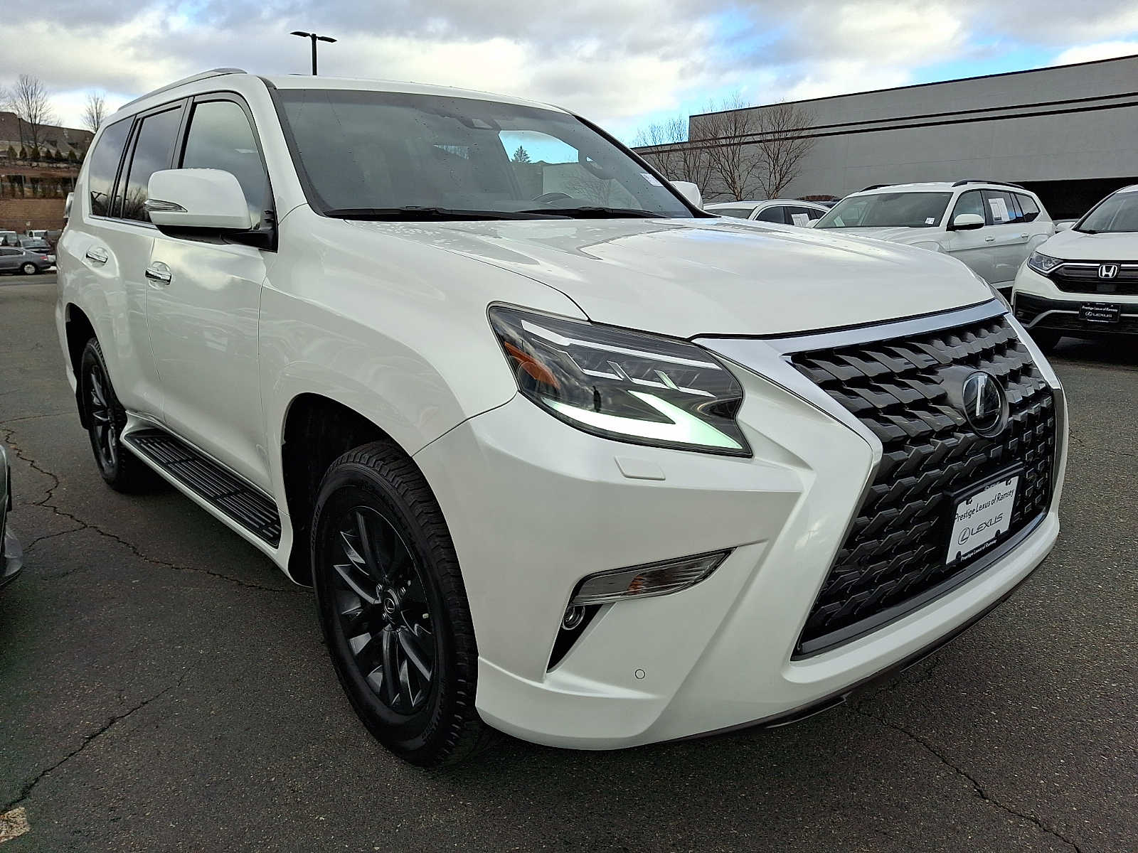 Thumbnail: 2023 Lexus GX - 3