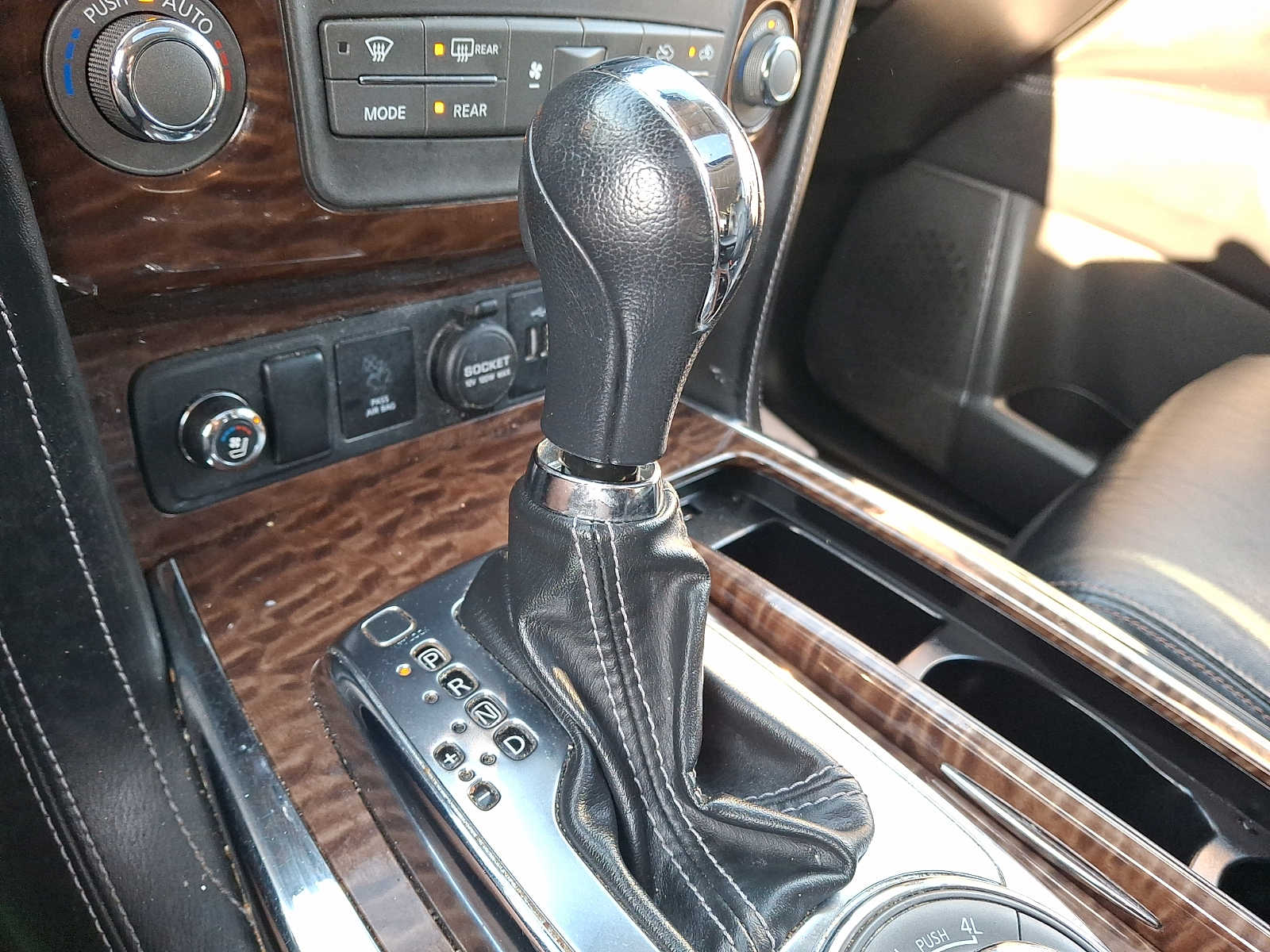 Thumbnail: 2018 Nissan Armada - 14