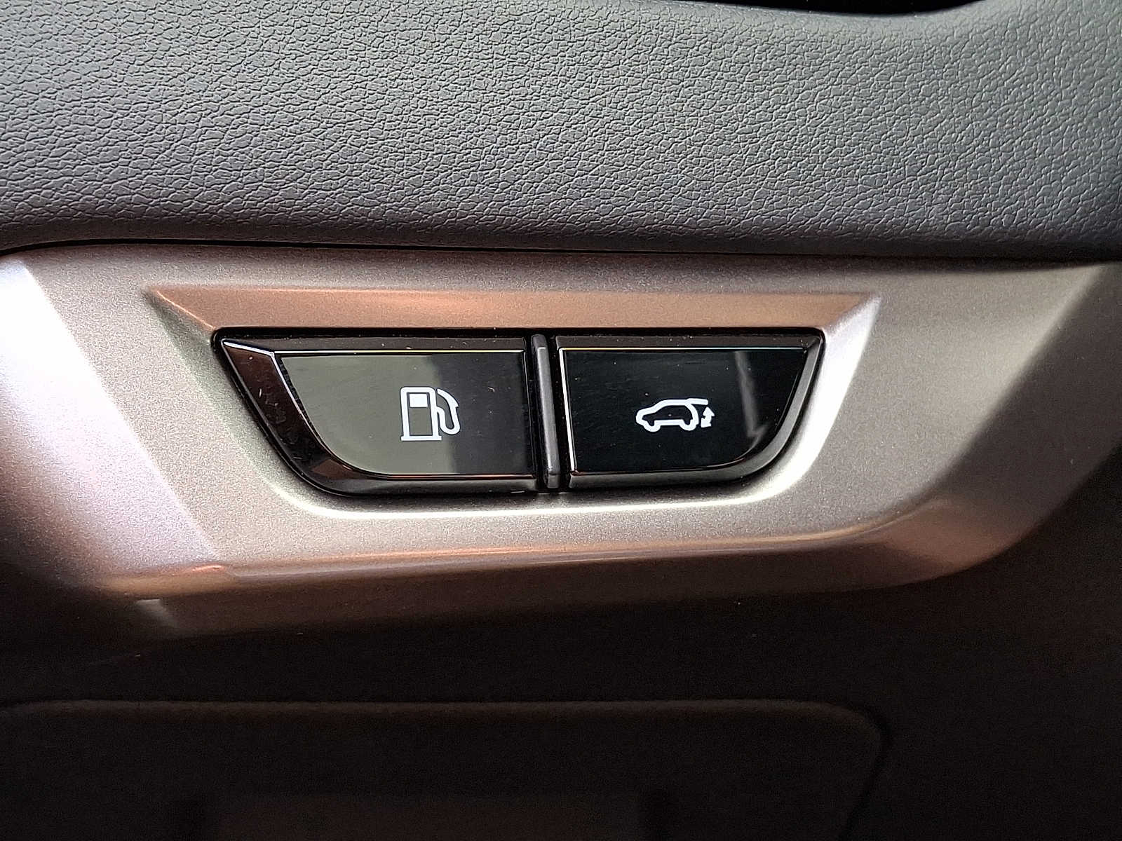 Thumbnail: 2025 Lexus RX - 22