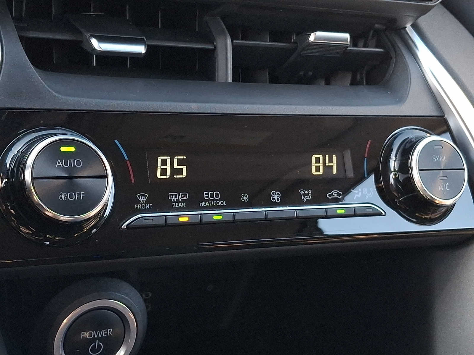 Thumbnail: 2023 Toyota Venza - 13