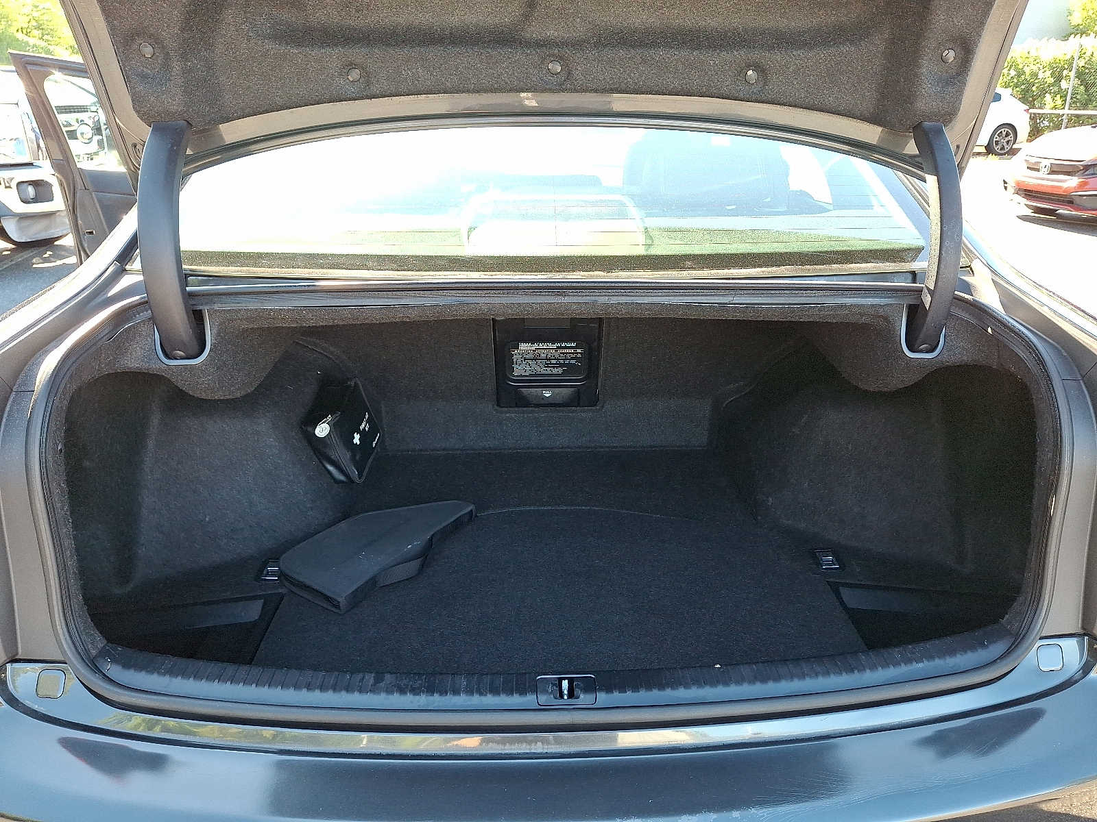 Thumbnail: 2011 Lexus IS - 27