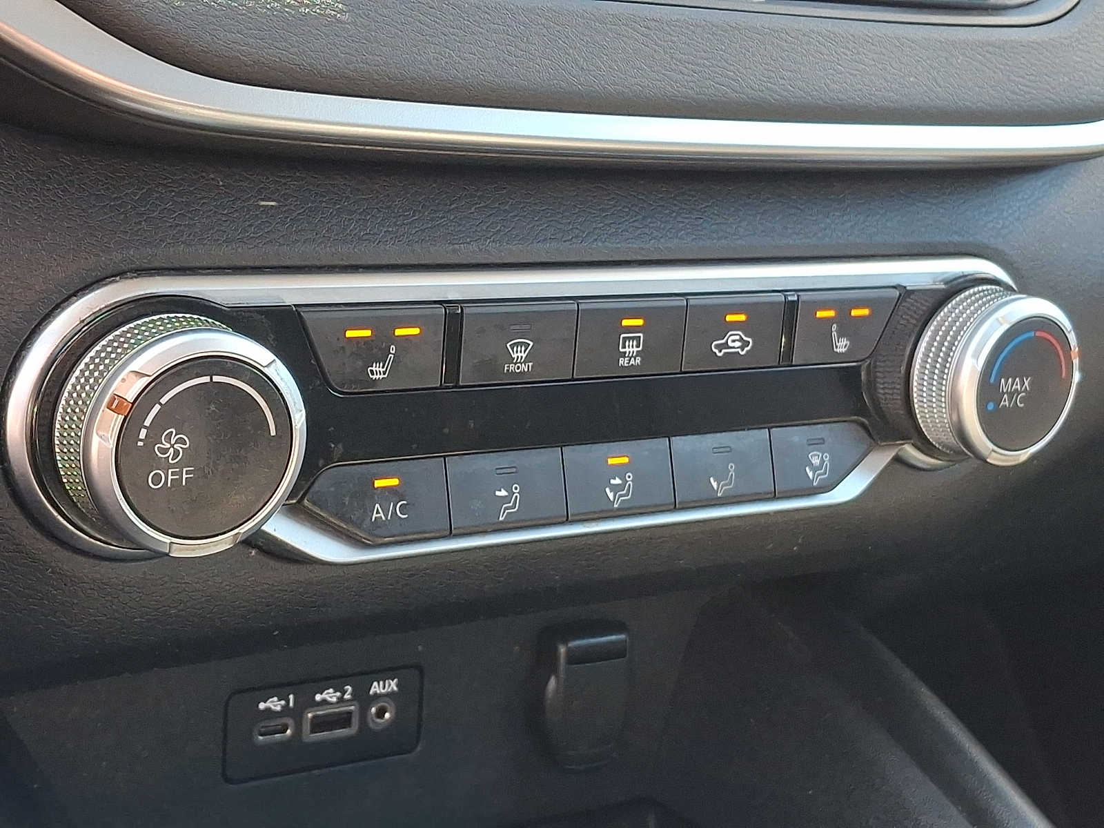 Thumbnail: 2020 Nissan Altima - 15