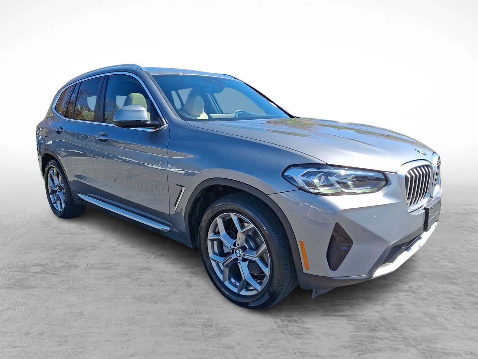 Thumbnail: 2023 BMW X3 - 3