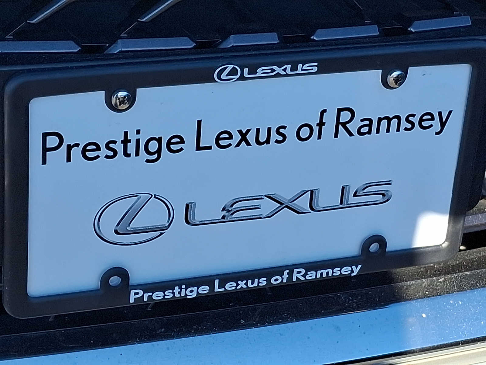 Thumbnail: 2023 Lexus IS - 30