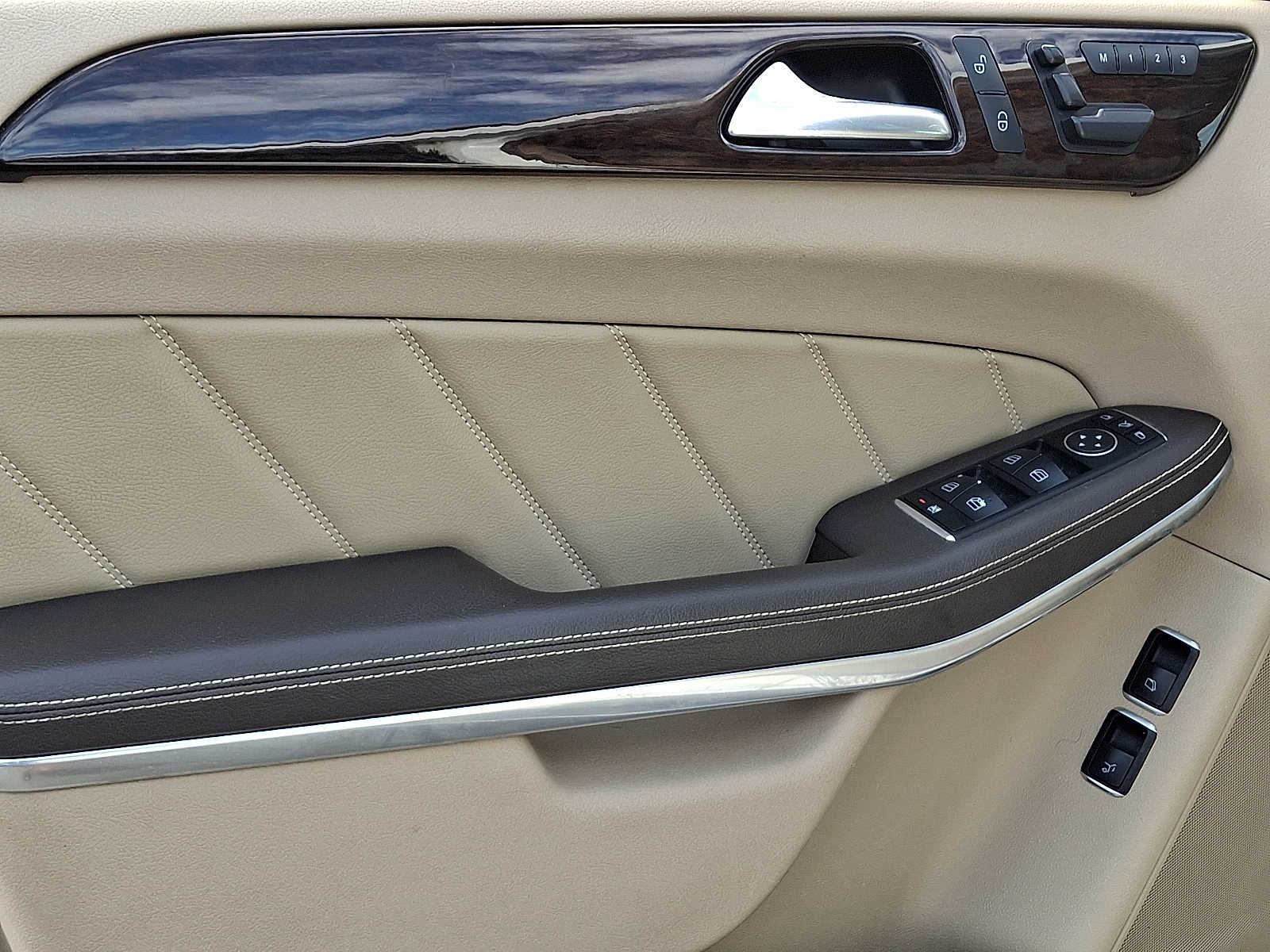 Thumbnail: 2013 Mercedes-Benz GL-Class - 10