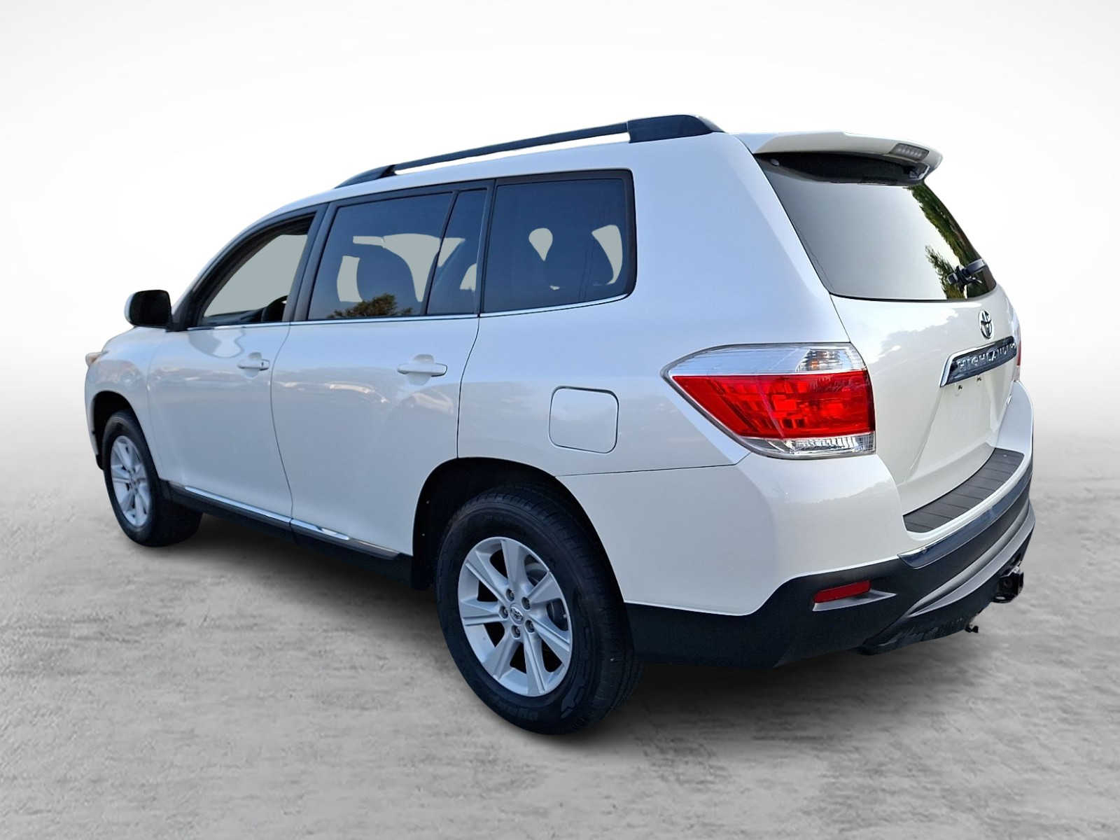 Thumbnail: 2013 Toyota Highlander - 5