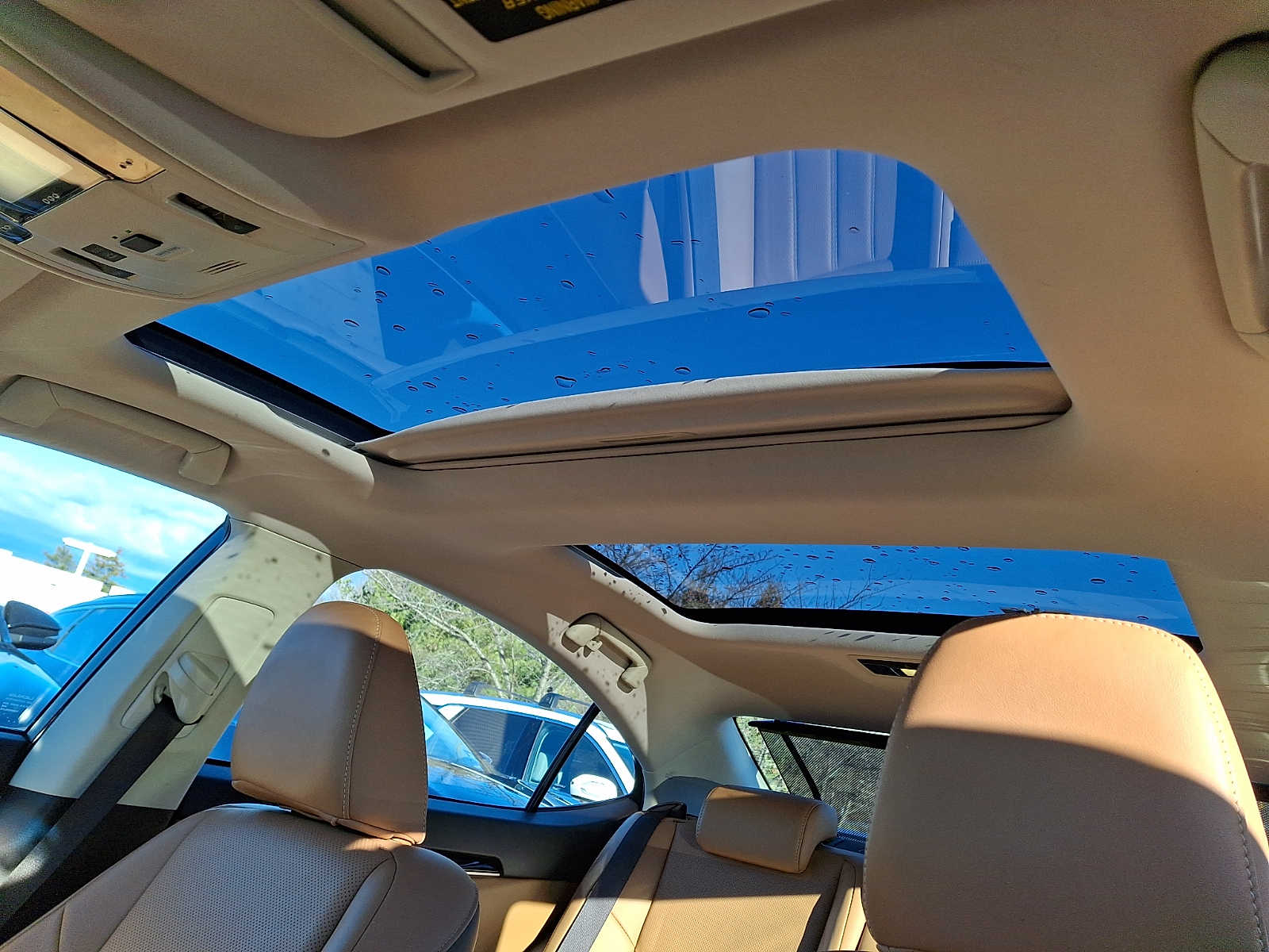 Thumbnail: 2018 Lexus ES - 9