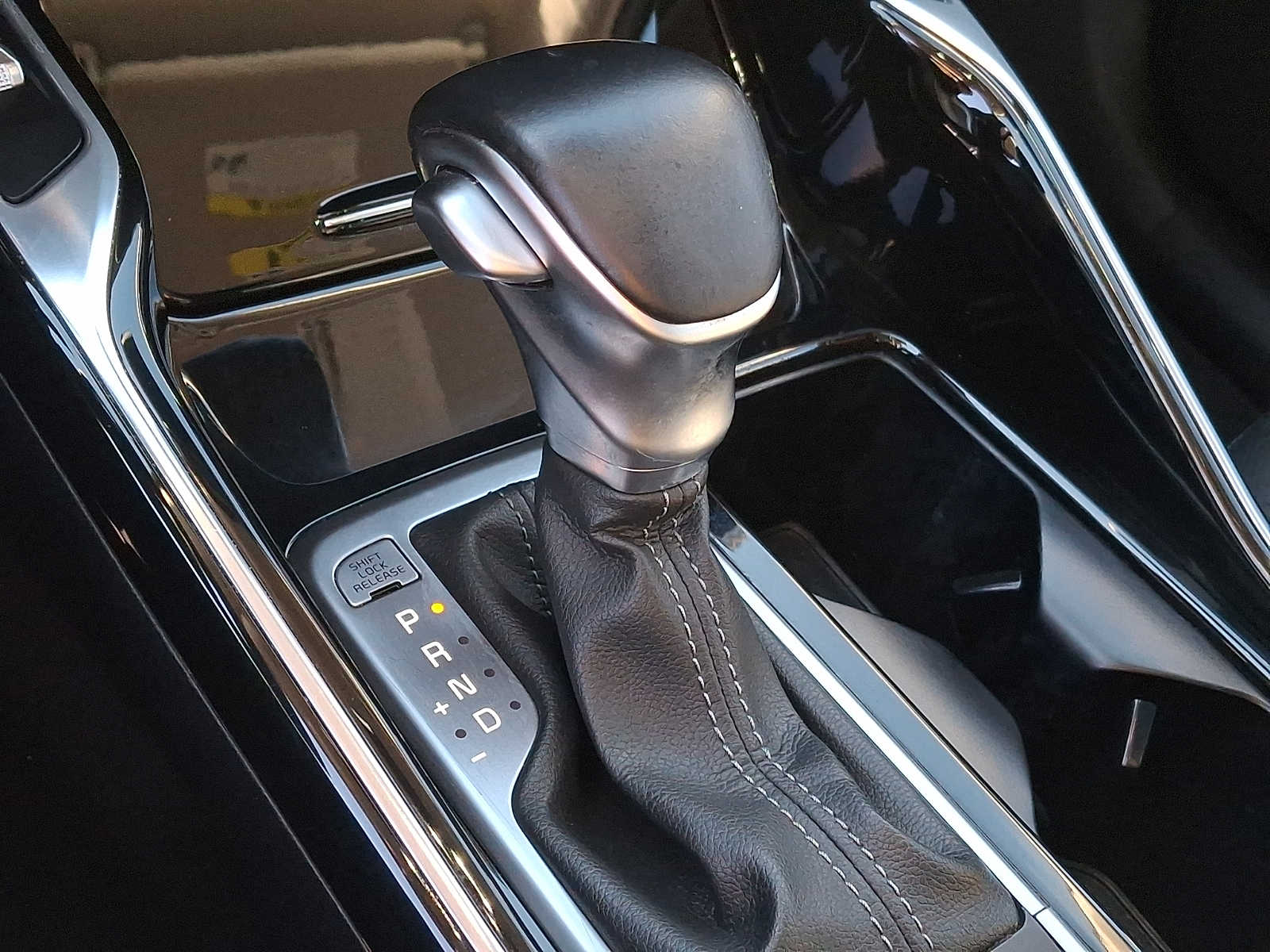 Thumbnail: 2021 Kia Sorento - 11