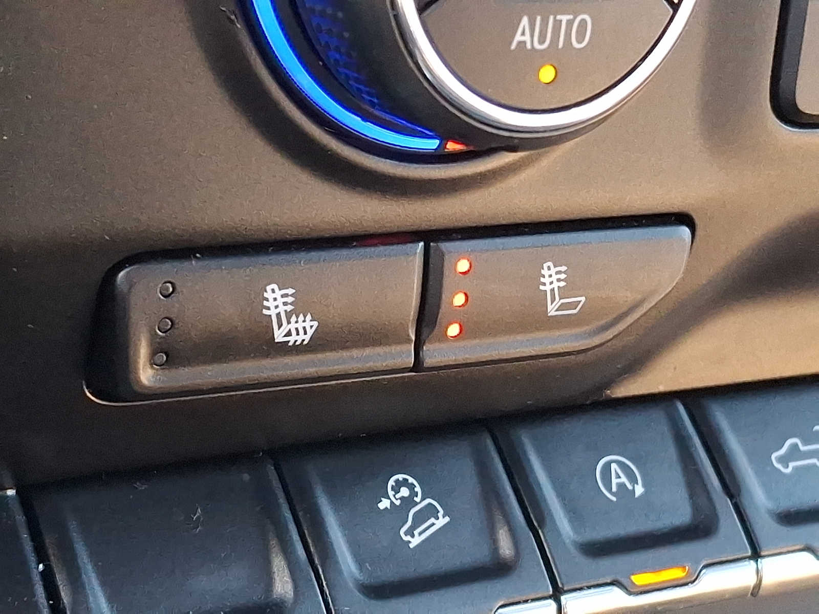 Thumbnail: 2021 Chevrolet Silverado 1500 - 21