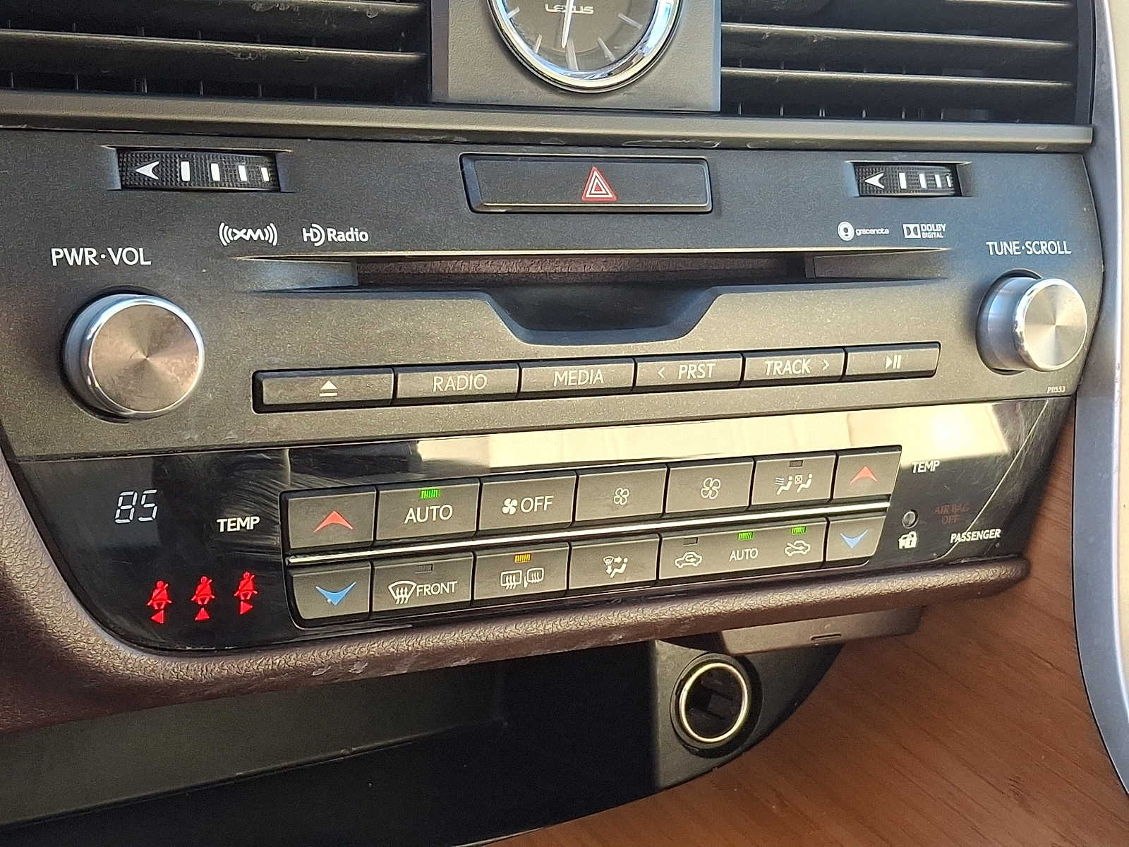 Thumbnail: 2017 Lexus RX - 12