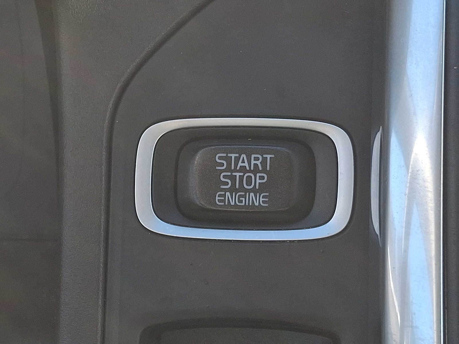 Thumbnail: 2012 Volvo XC60 - 20