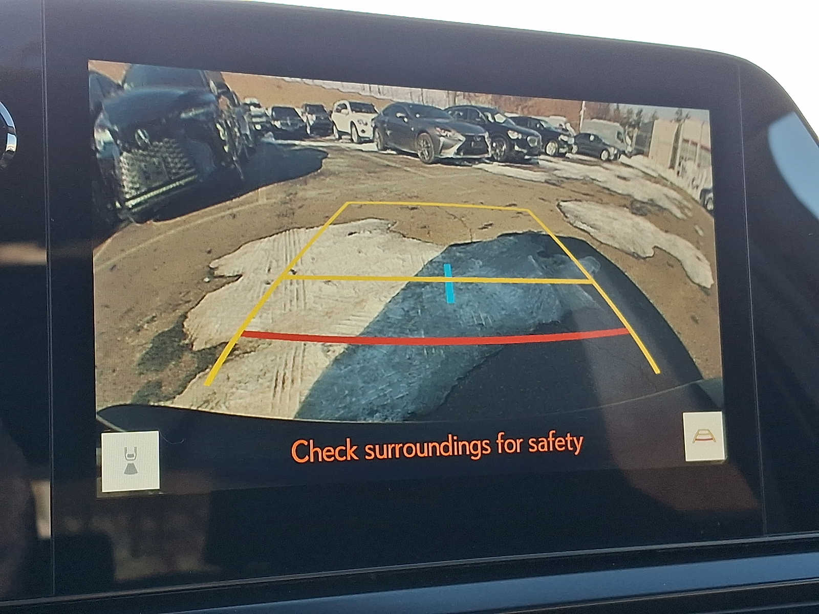 Thumbnail: 2023 Lexus UX - 16